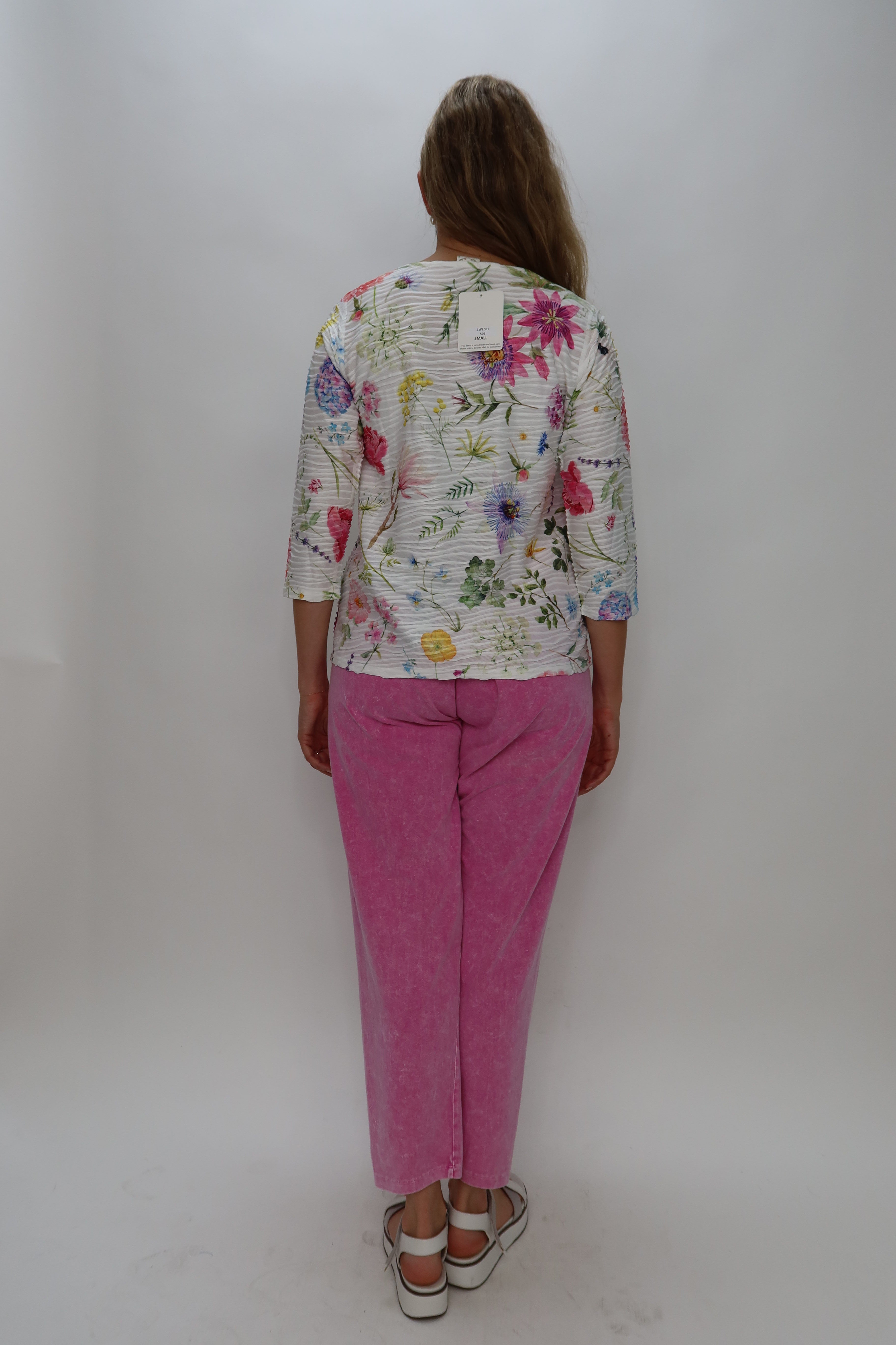 Floral Pattern 3/4 Sleeve Textured Top – Twist Boutique