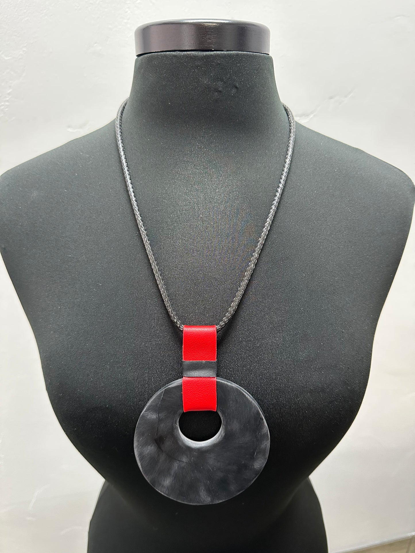 Black and White Circle Reversible Necklace