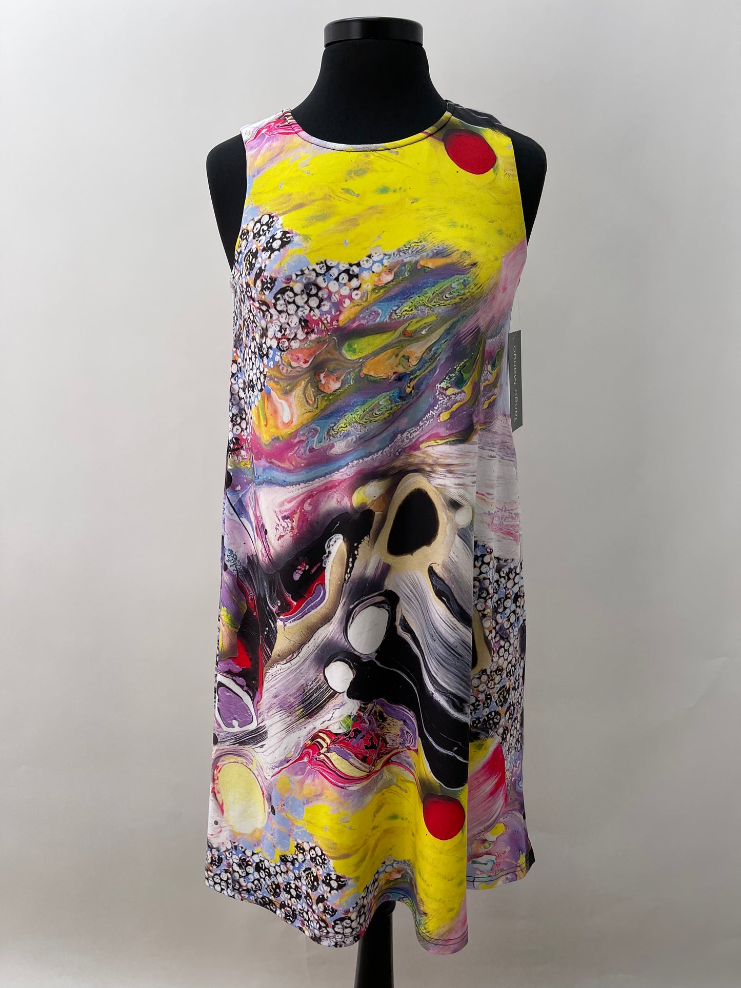 D91005126 Sleeveless Dress