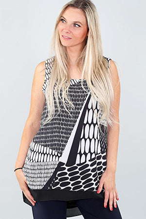 Sleeveless Layered Tunic