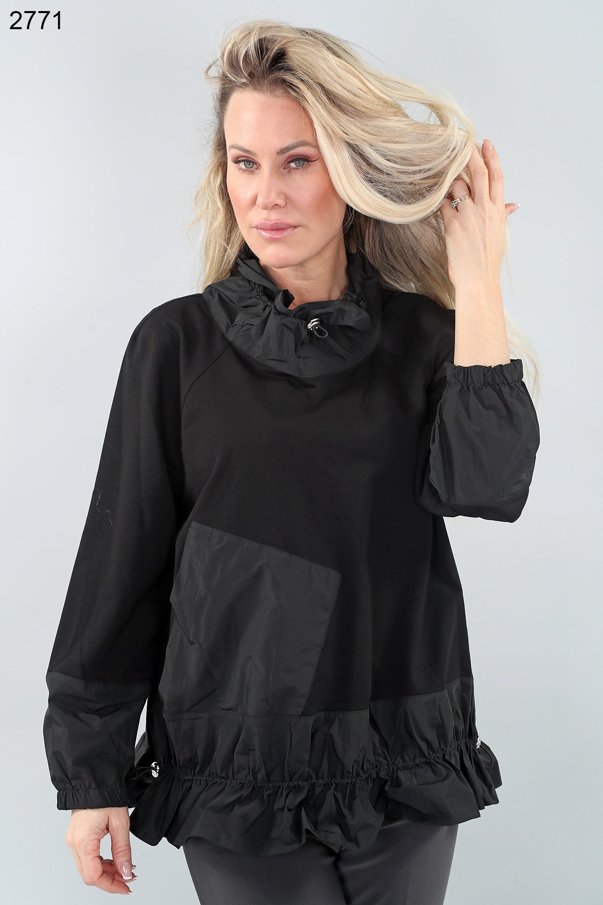 Black Pullover Long Sleeve Drawstring Top