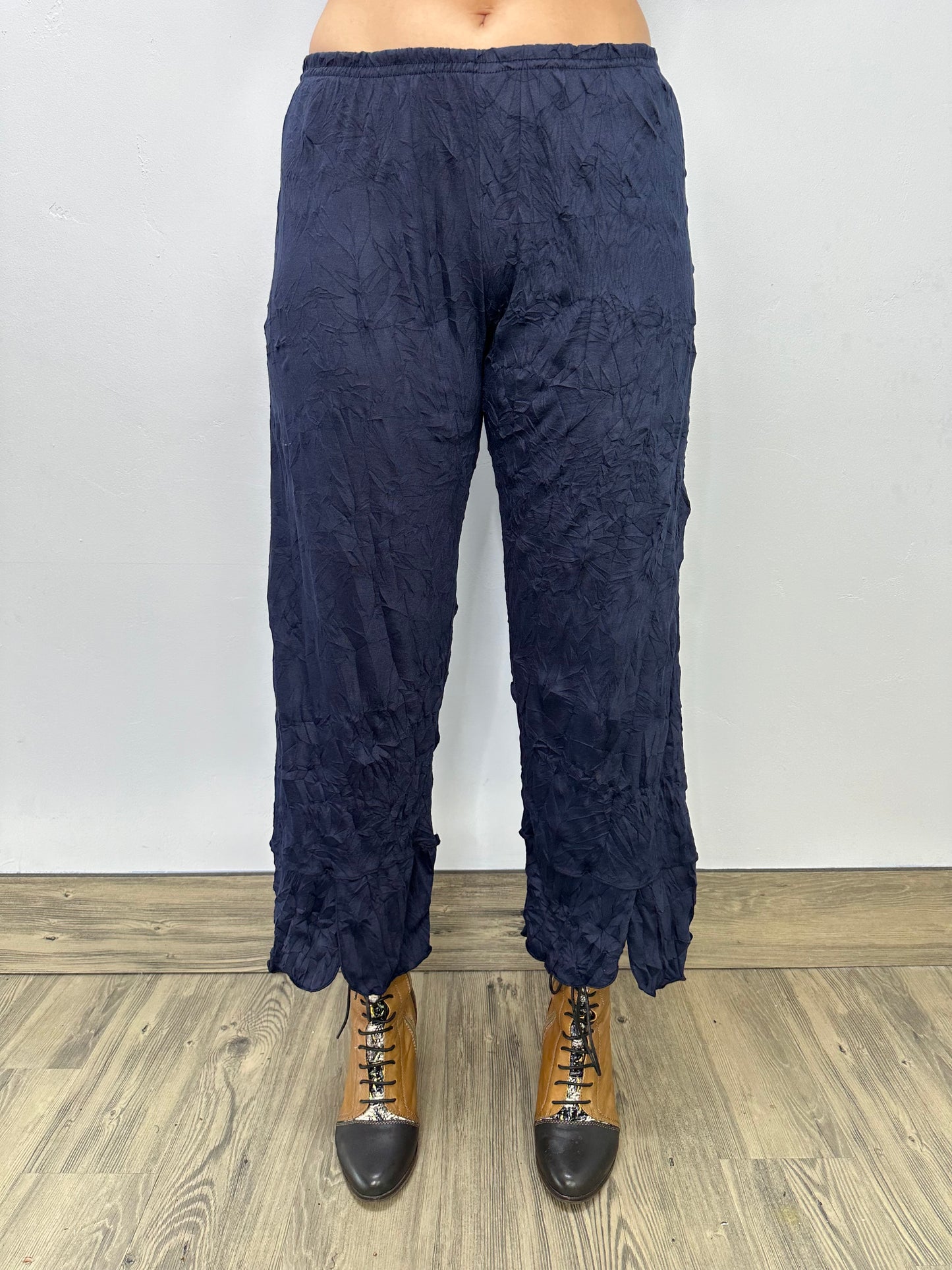 Navy Crinkle Full Length Pant