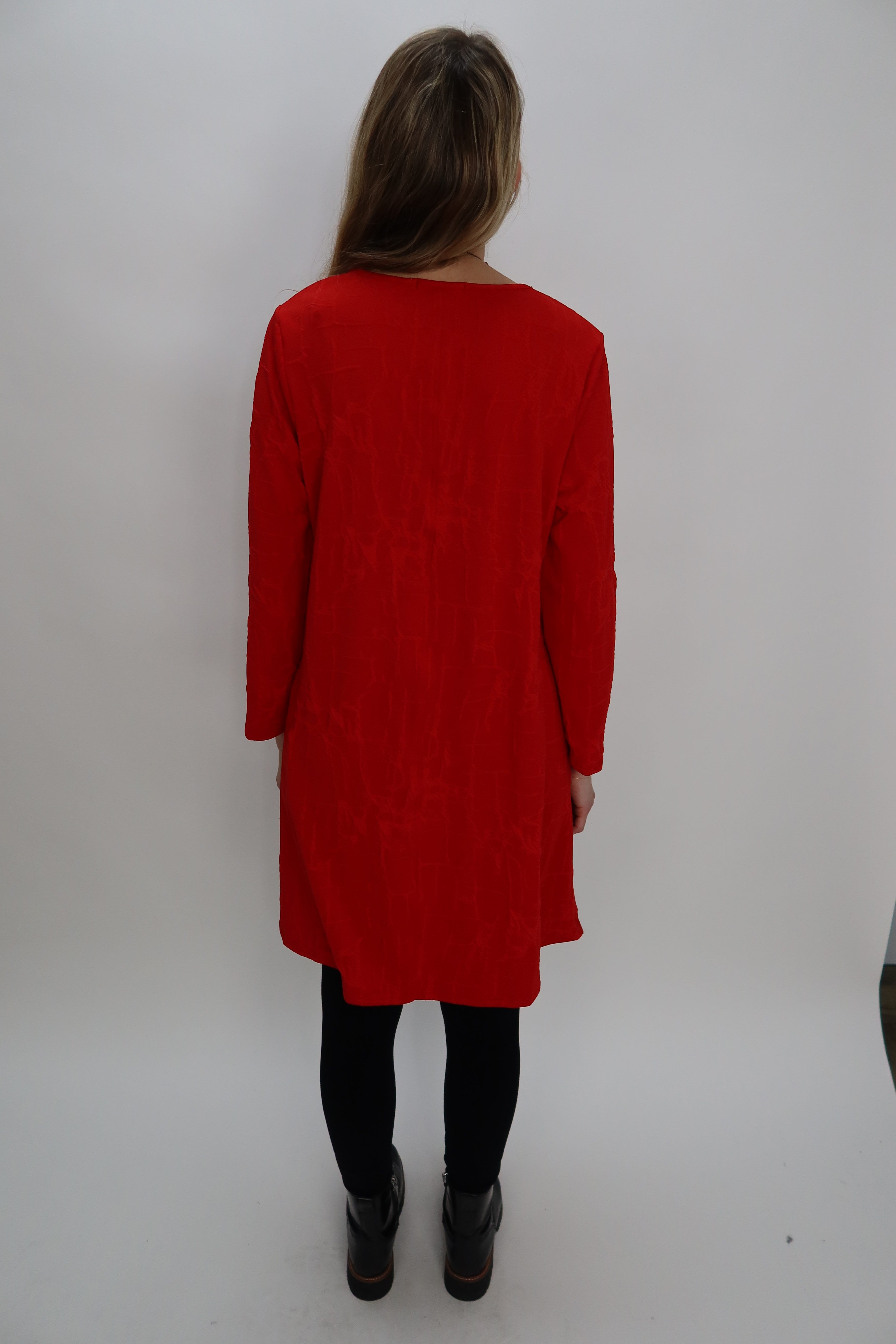 Red Pucker Side Slits V-Neck Long Tunic – Twist Boutique