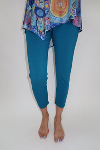 Teal Pull On Capri Legging