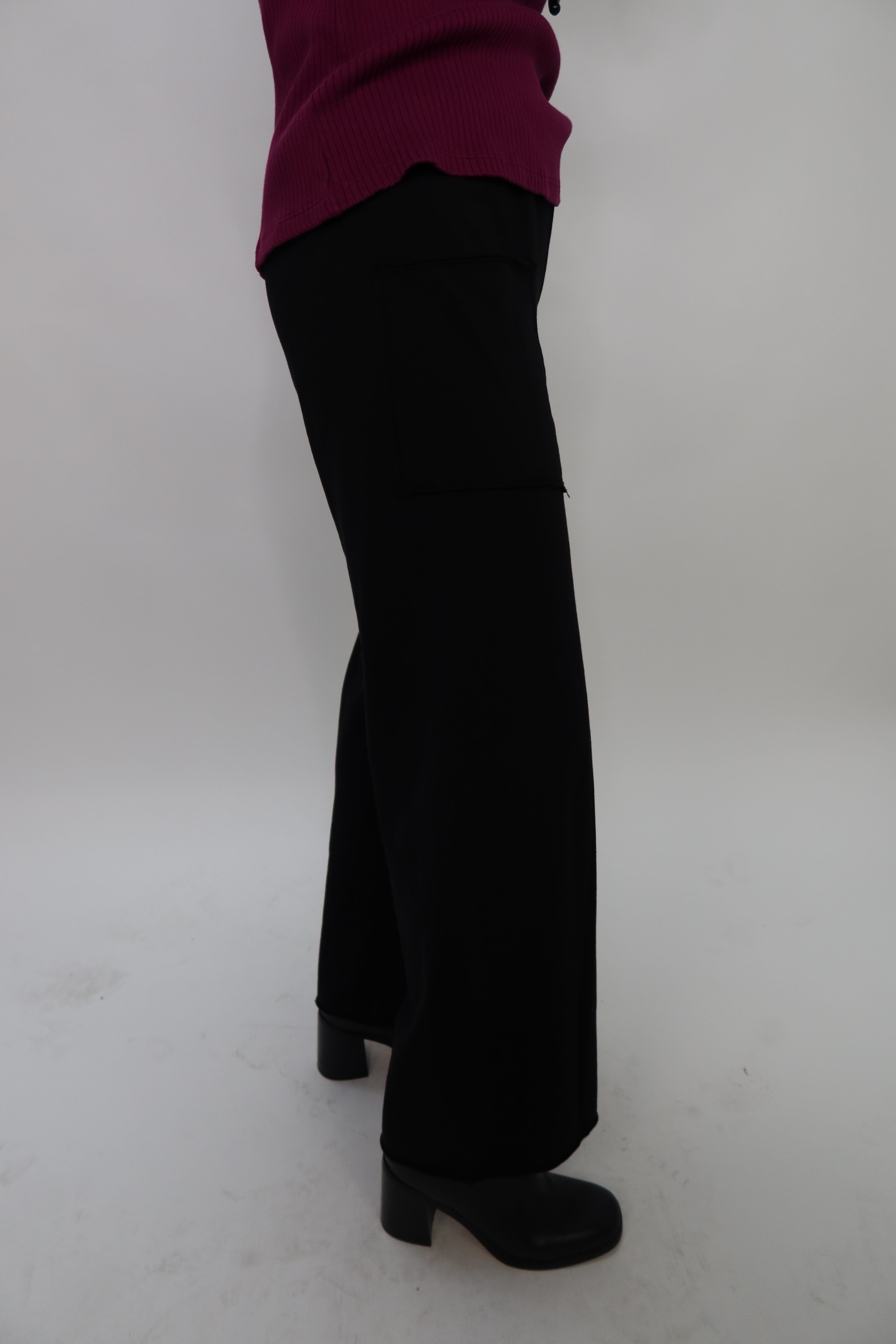 Black Raw Edge Pant with Side Patch Pockets – Twist Boutique Black Raw Edge Pant with Side Patch Pockets – Twist Boutique