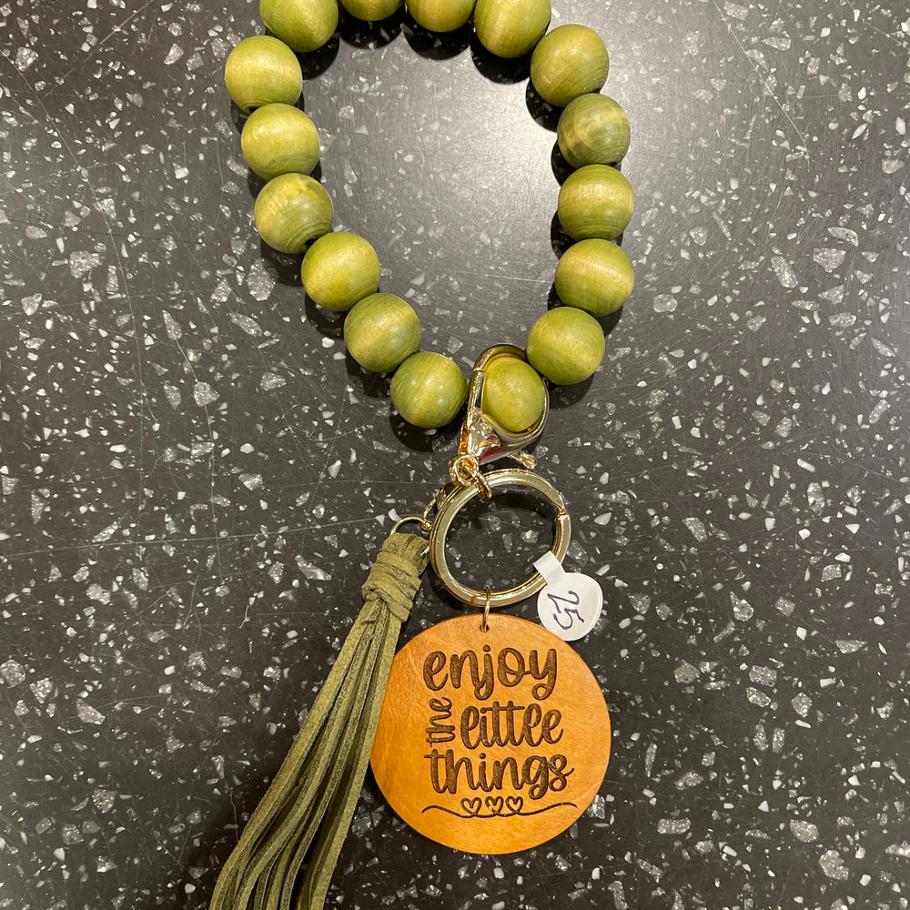 Olive "Enjoy the Little Things" Key Chain