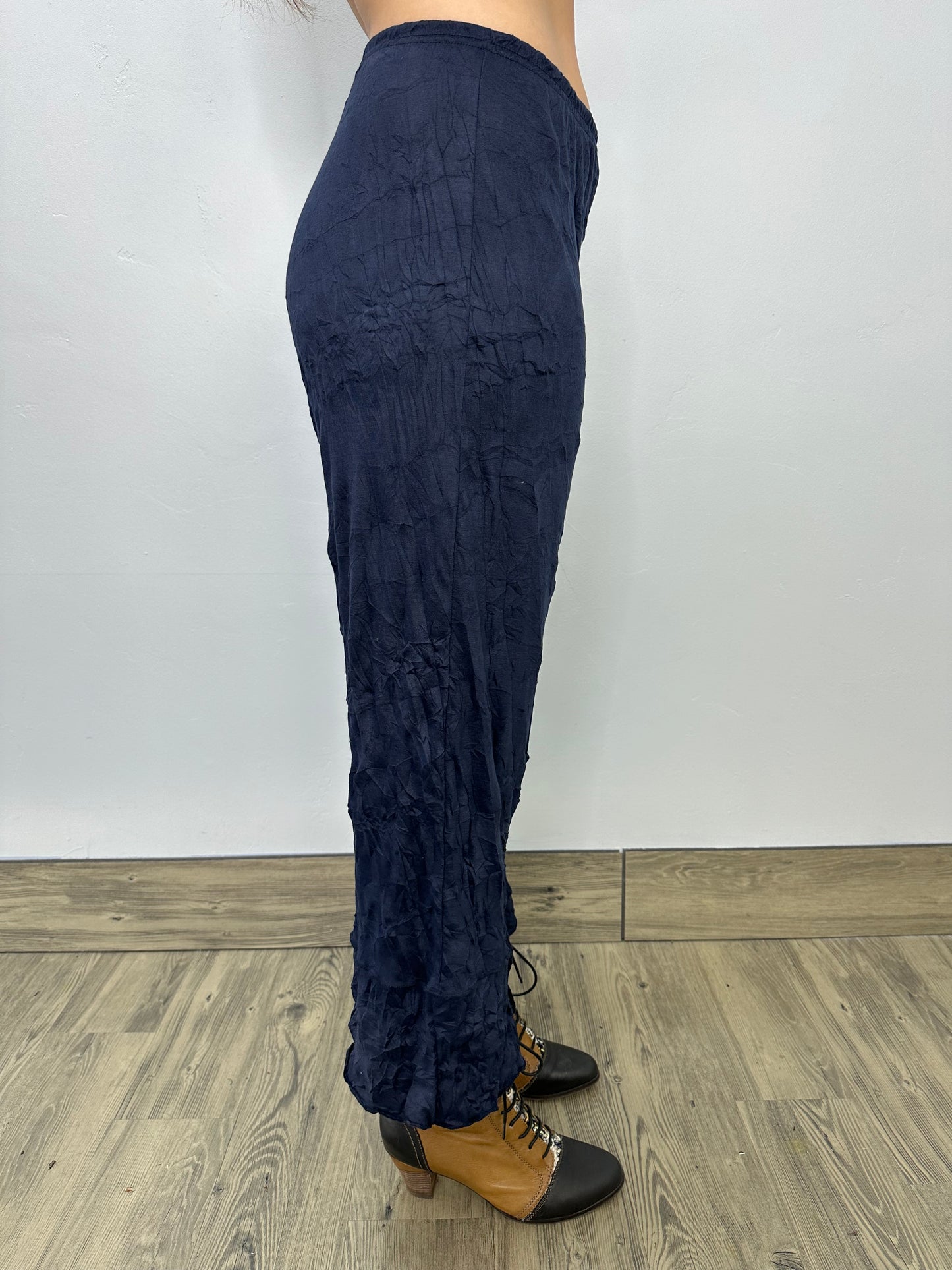 Navy Crinkle Full Length Pant