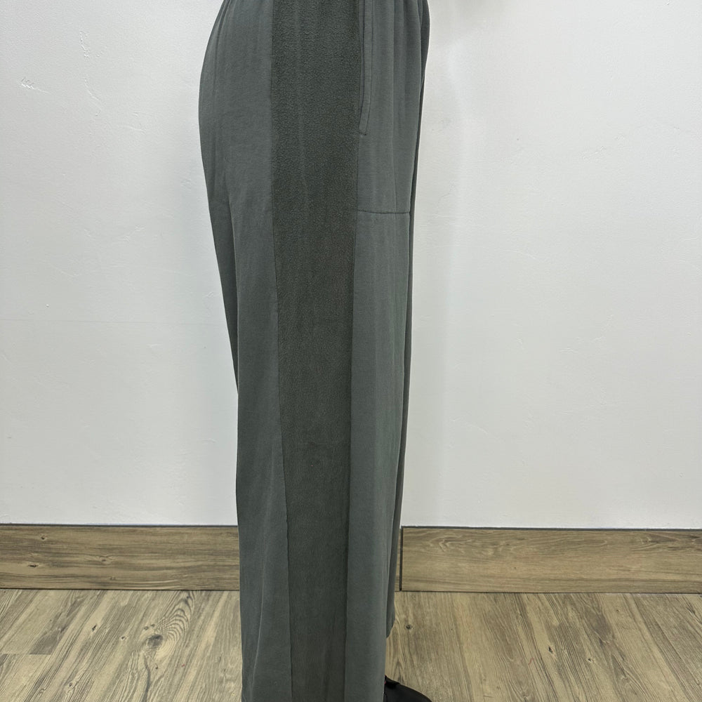 Wide Leg Iron Grey Fleece Pant with Pockets