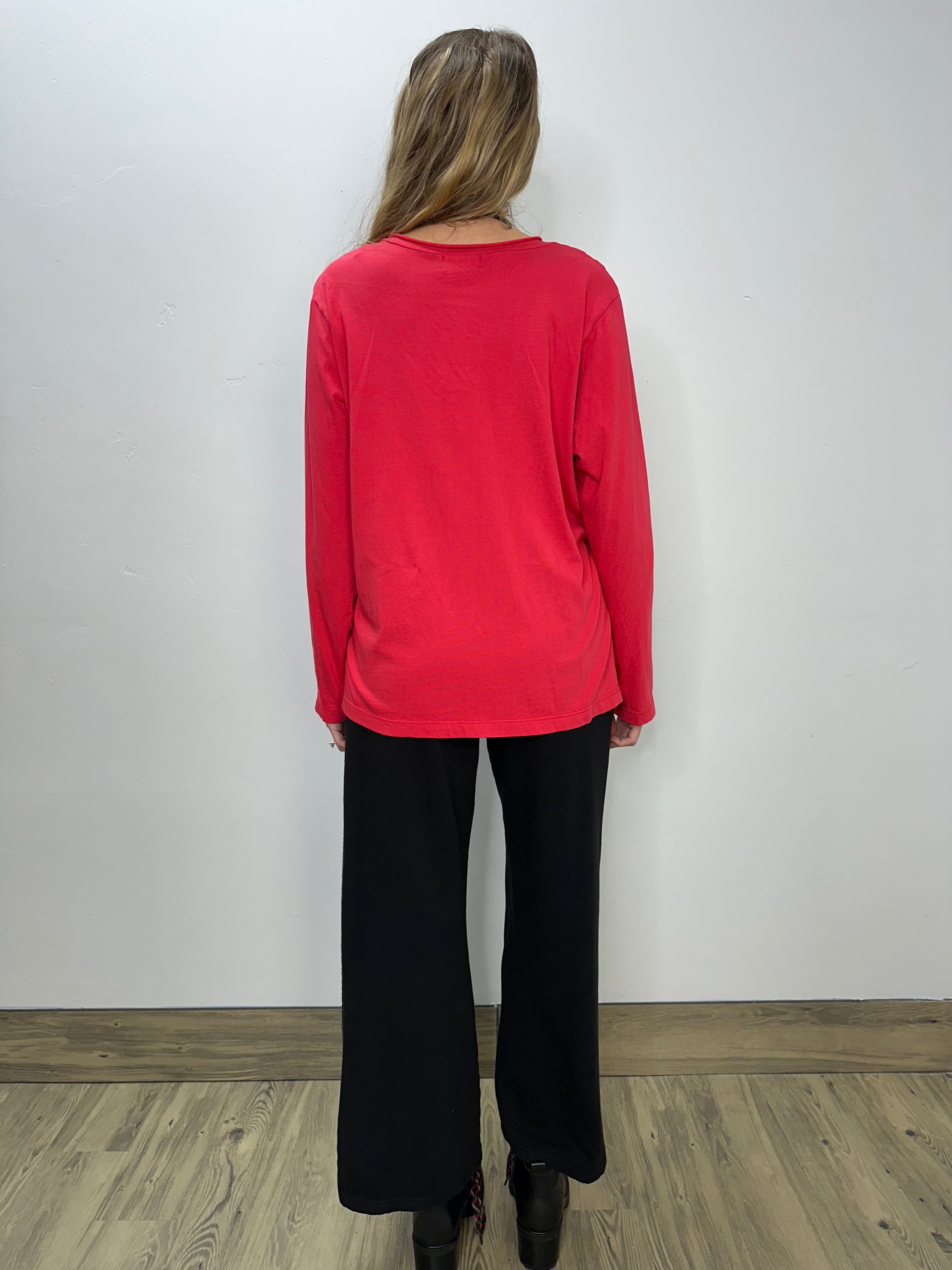 Cherry Red V-Neck Long Sleeve Top – Twist Boutique