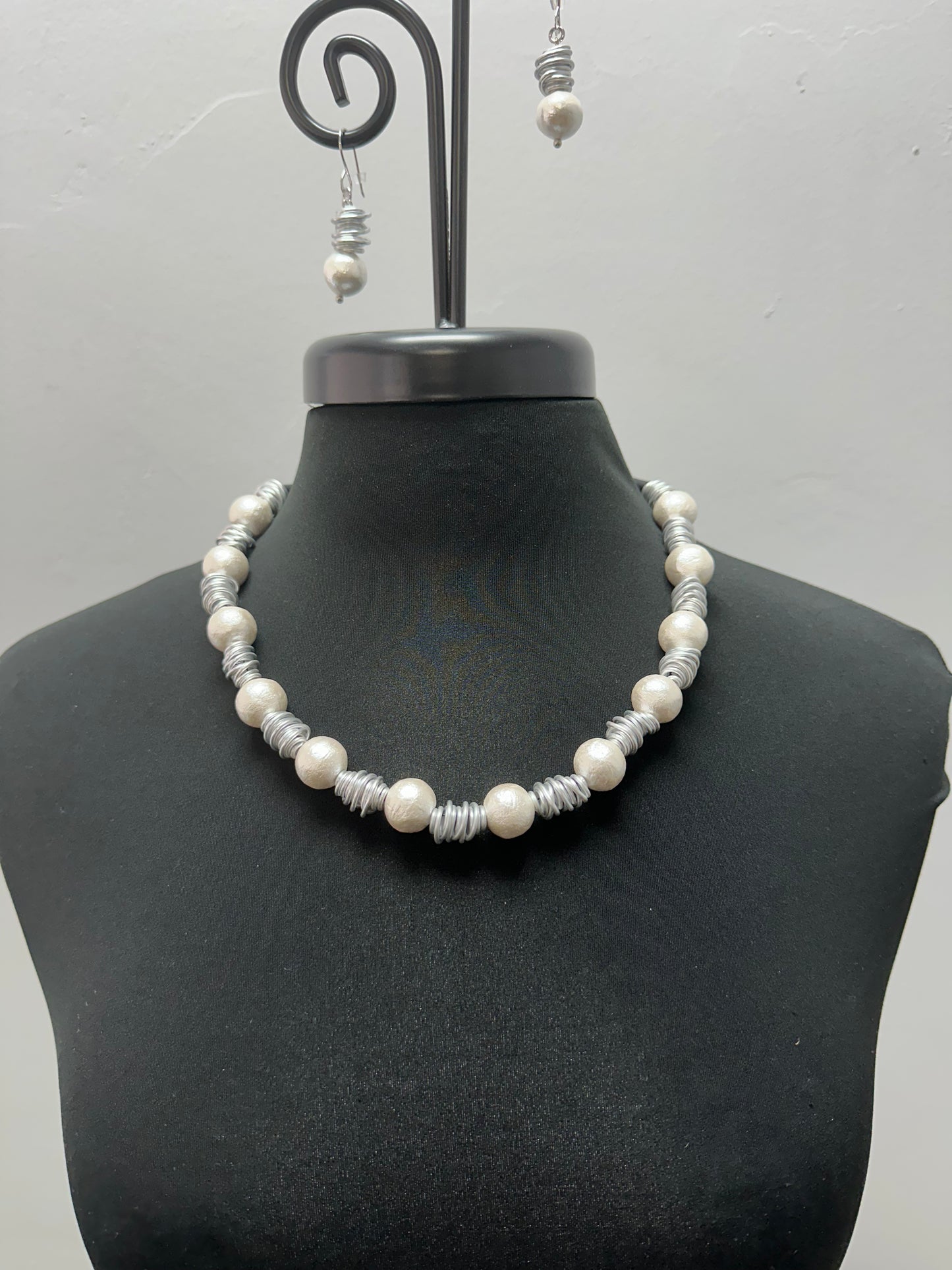 White Holly Necklace