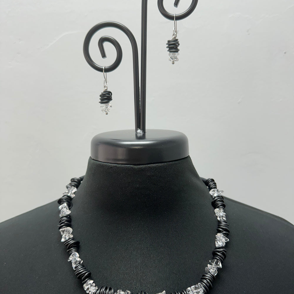 20.5” Black Holly Necklace