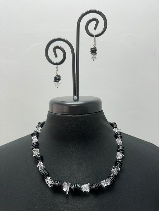 20.5” Black Holly Necklace