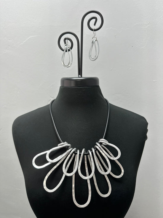 Silver Tiara Necklace