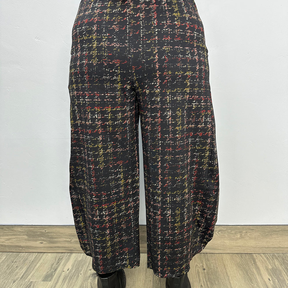 
                  
                    Stretched Houndstooth Plaid Ponte Jade Pant
                  
                