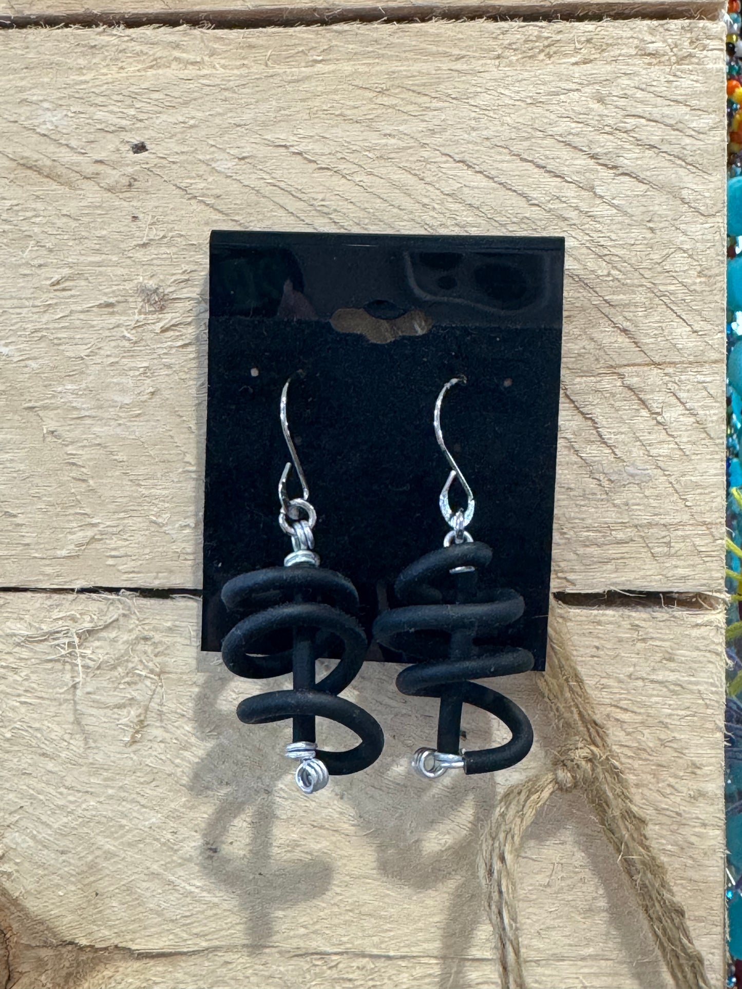 ER332 Tres Earrings