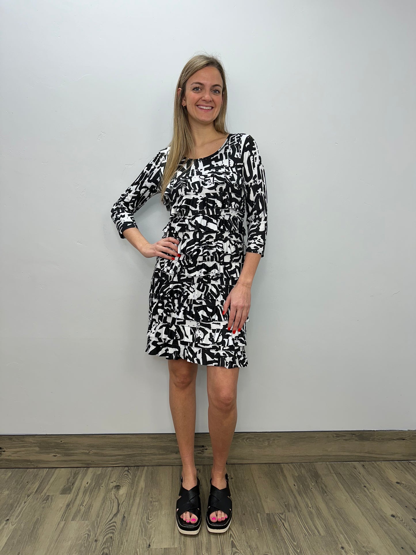 Black and White Scoop Neck Ruffle Dress