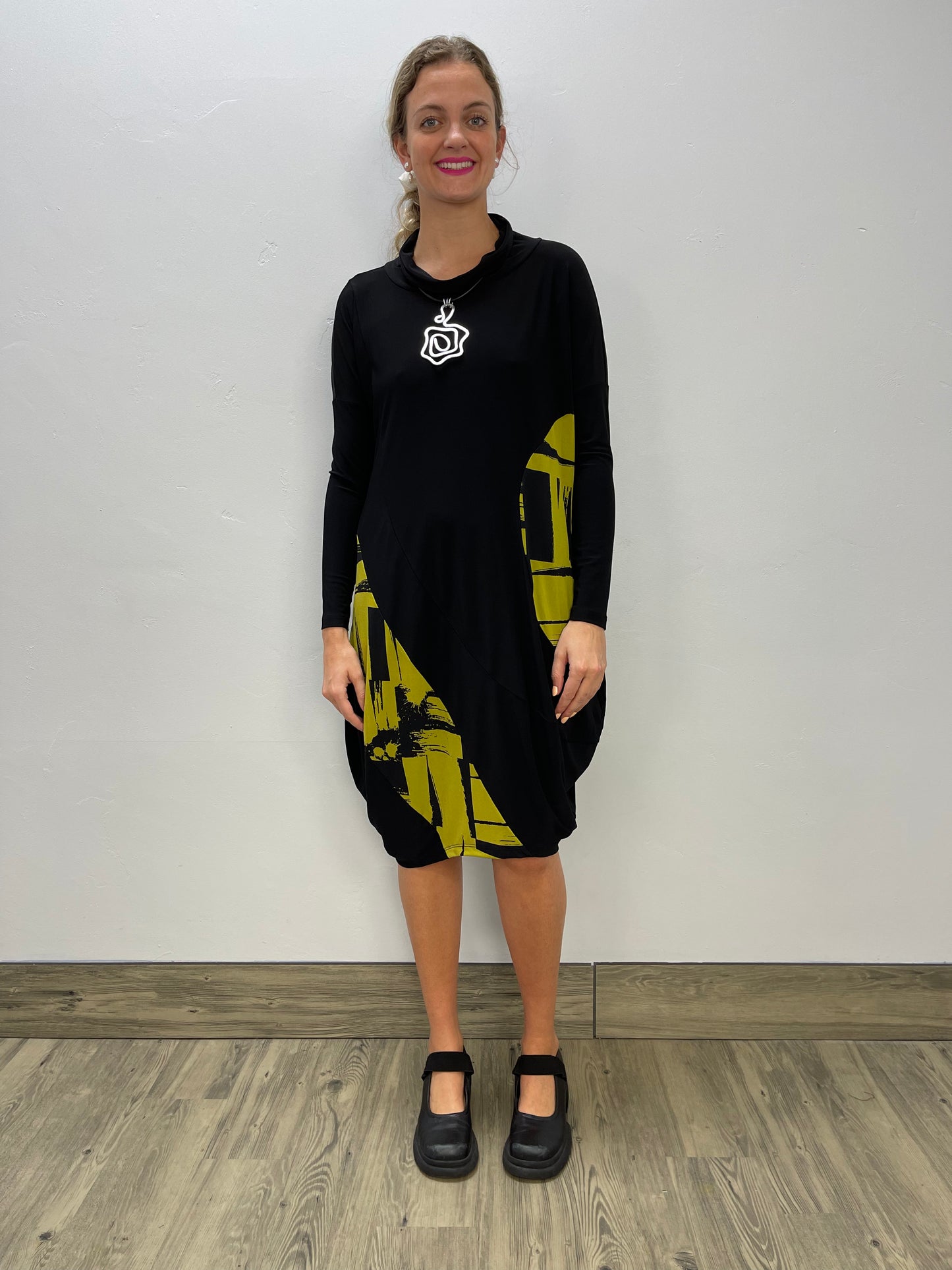 Ozzie Limelight Long Sleeve Dress