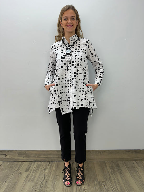 Load image into Gallery viewer, White Poppy Pepper Blouse
