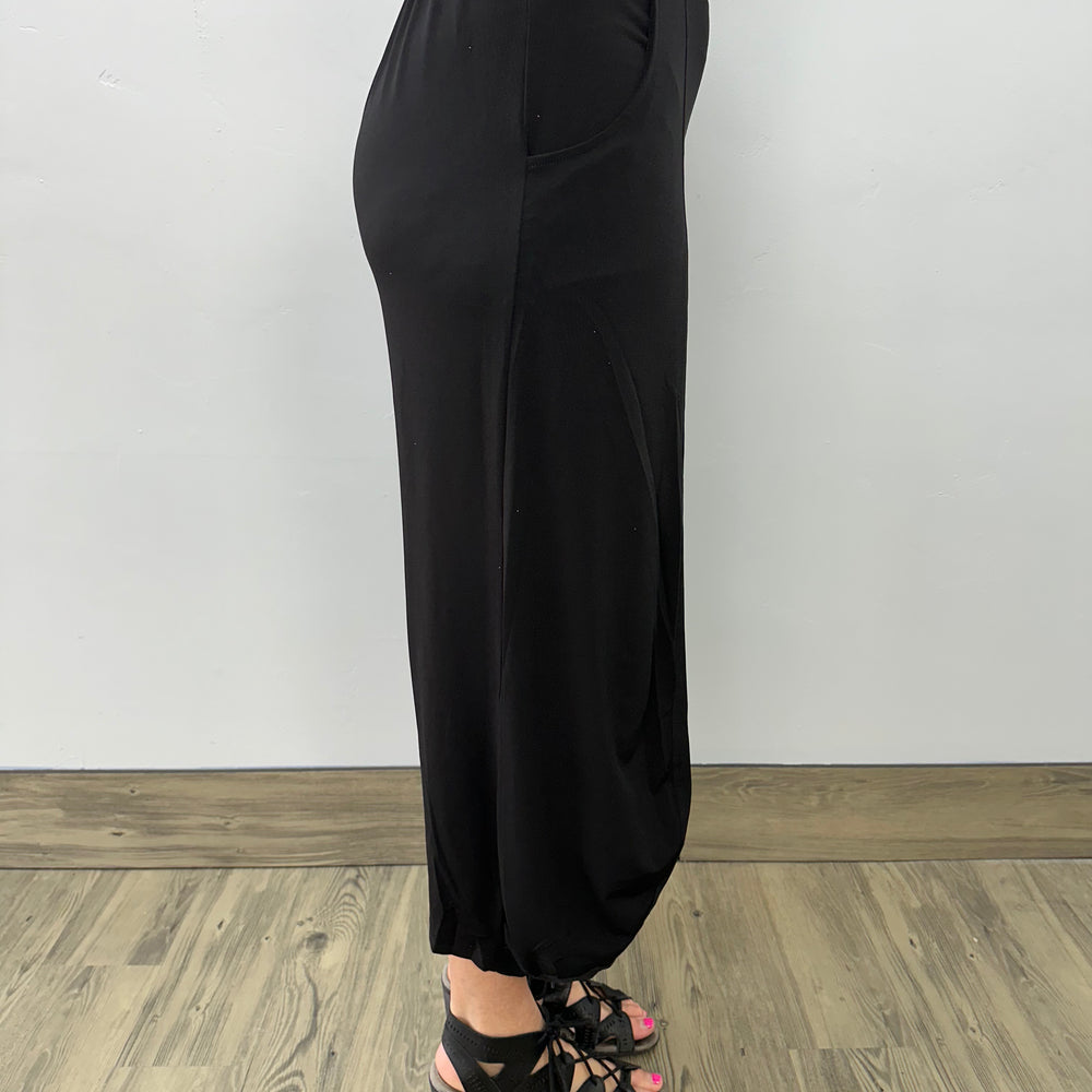 Black Vogue Balloon Crop Pant