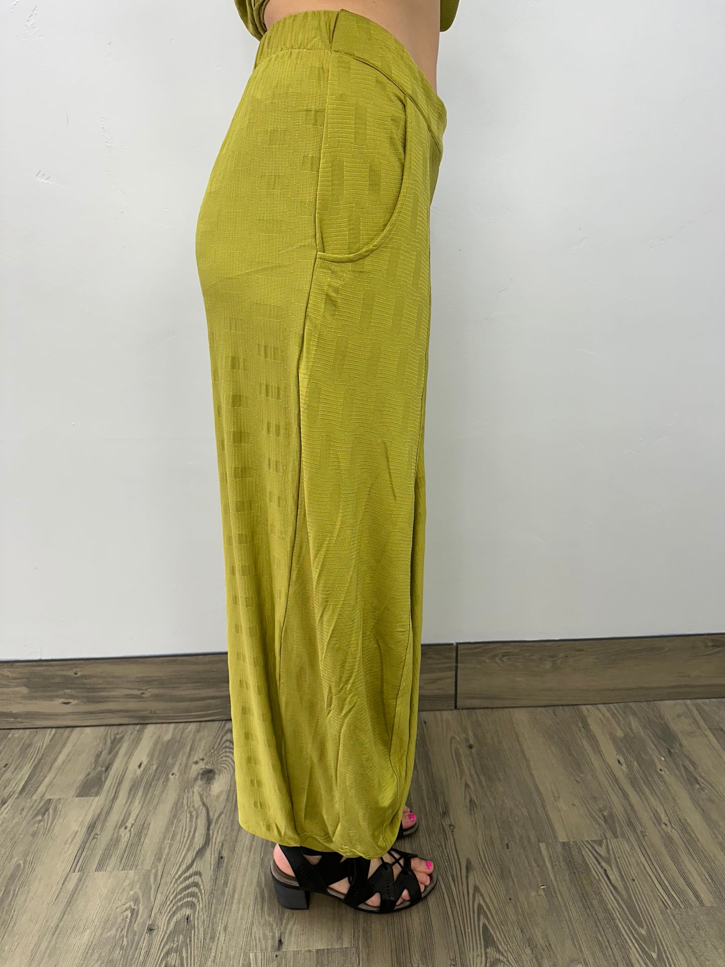 Citron Print Balloon Crop Pant