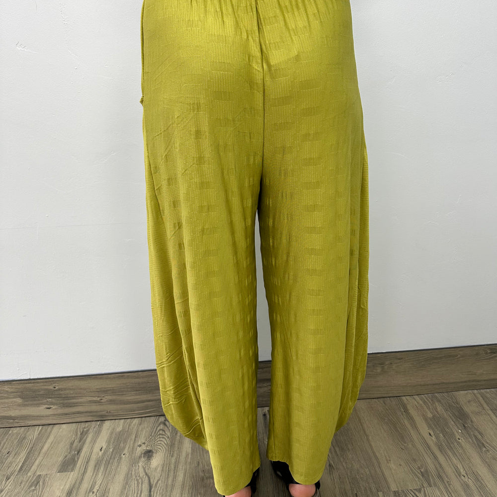 
                  
                    Citron Print Balloon Crop Pant
                  
                