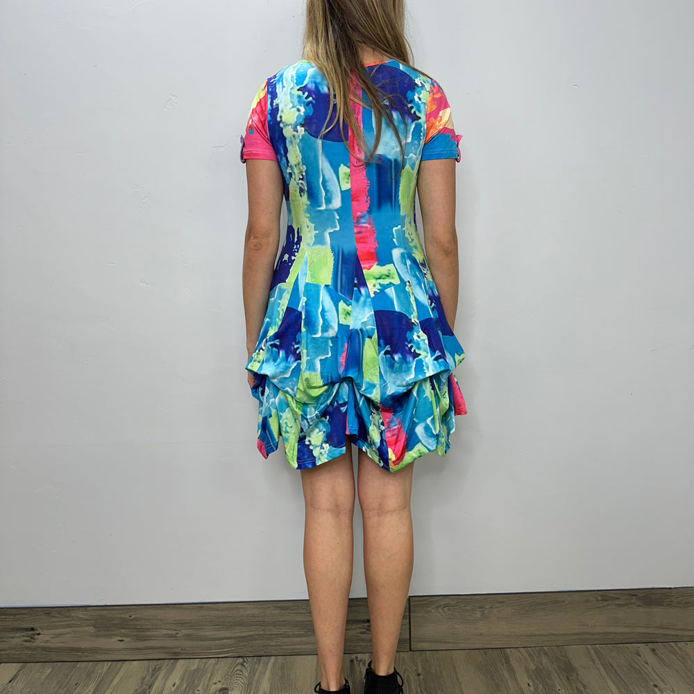 
                  
                    Colorful Pattern Short Sleeve Bubble Dress
                  
                