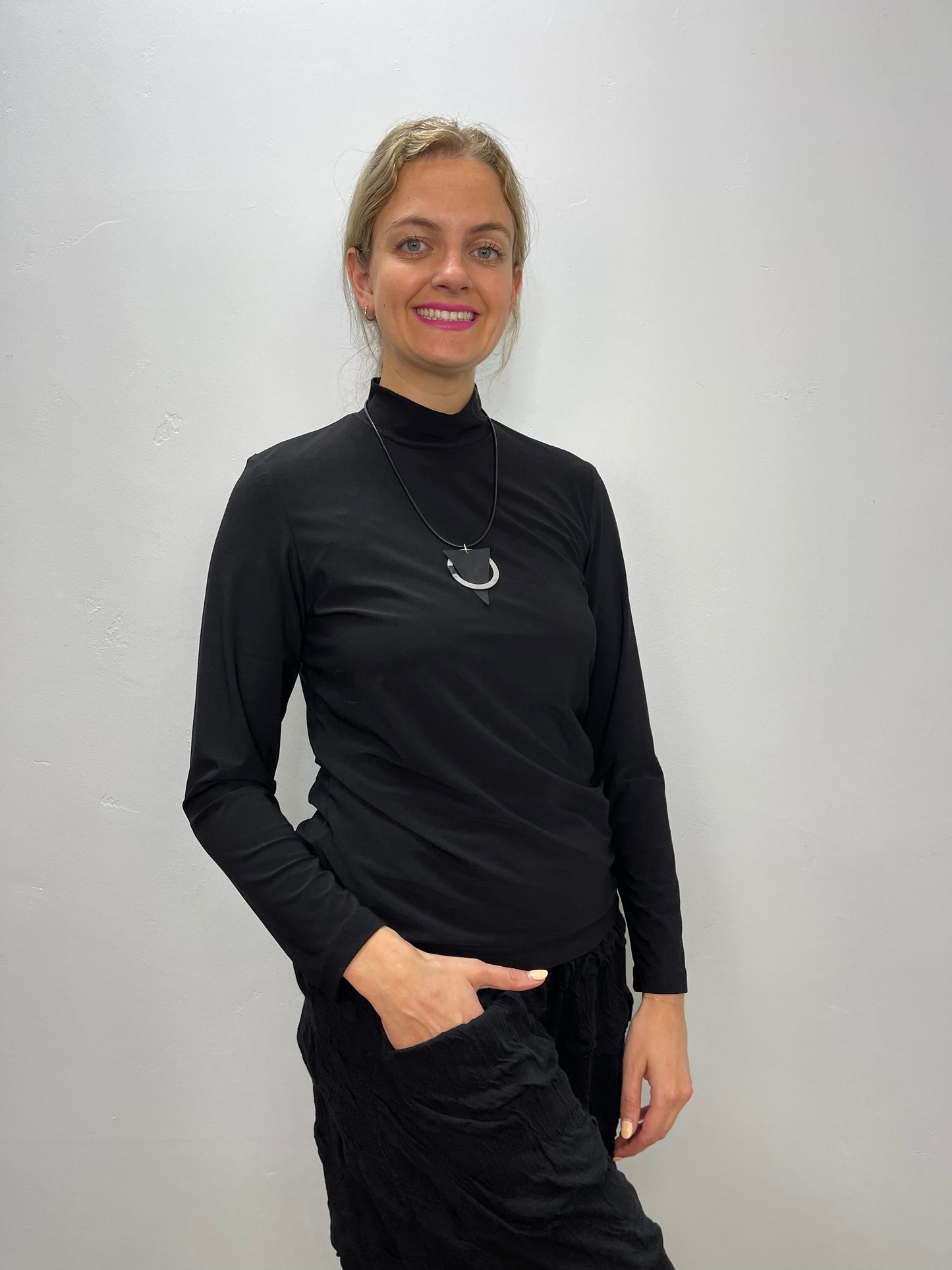 Black Long Sleeve Bamboo Turtle Neck