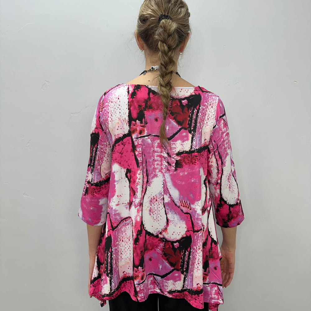 
                  
                    Pink Rock Pattern 3/4 Sleeve Shark-bite Tunic
                  
                