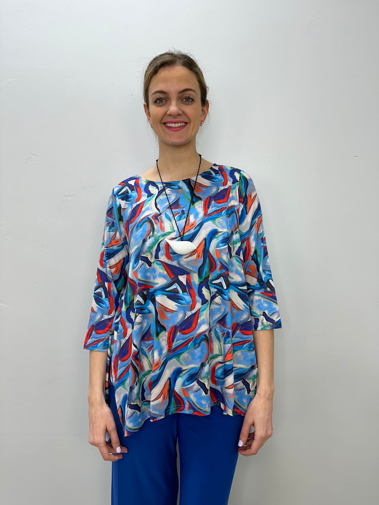 Blue and Red Abstract Pattern 3/4 Sleeve Shark-bite Tunic