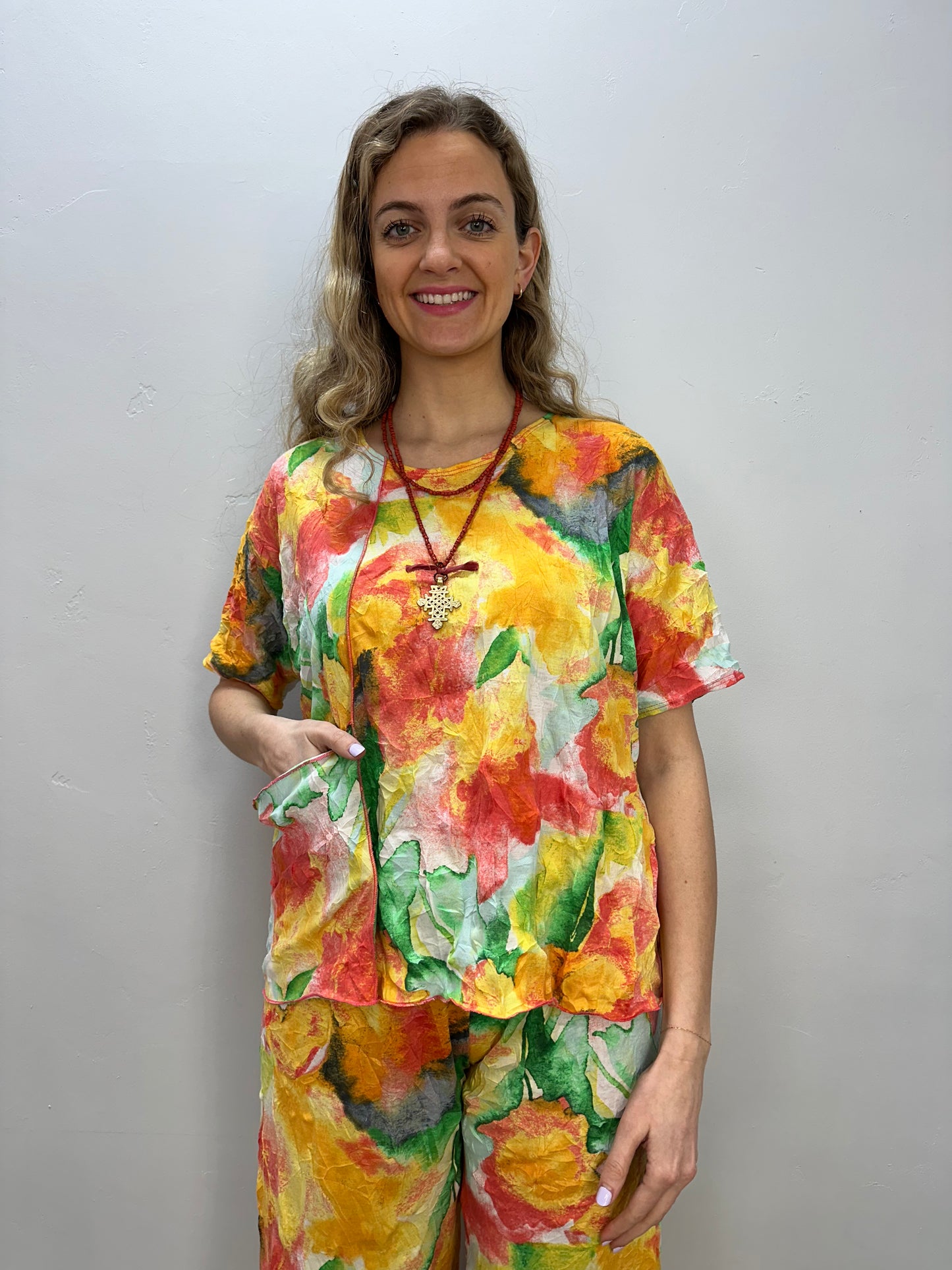 Mango Watercolor Short Sleeve Crinkle Tee