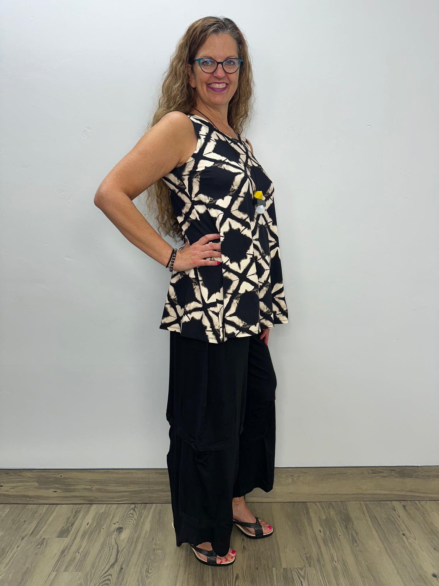 Optic Black and Tan Squares Sleeveless Desa Tunic