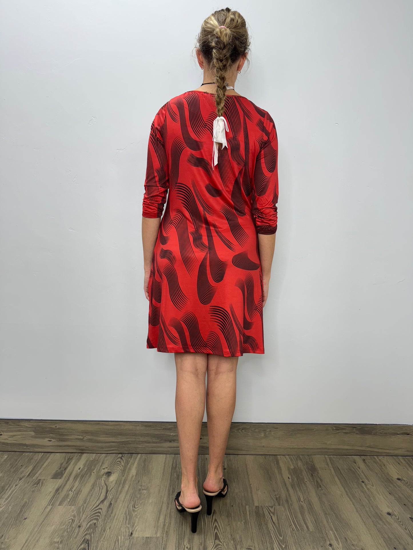 Red and Black Pattern 3/4 Sleeve 2 Pocket Dress