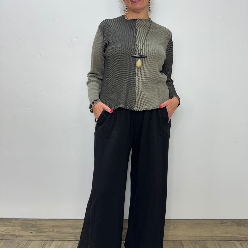 Wide Leg Black Fleece Pant with Pockets