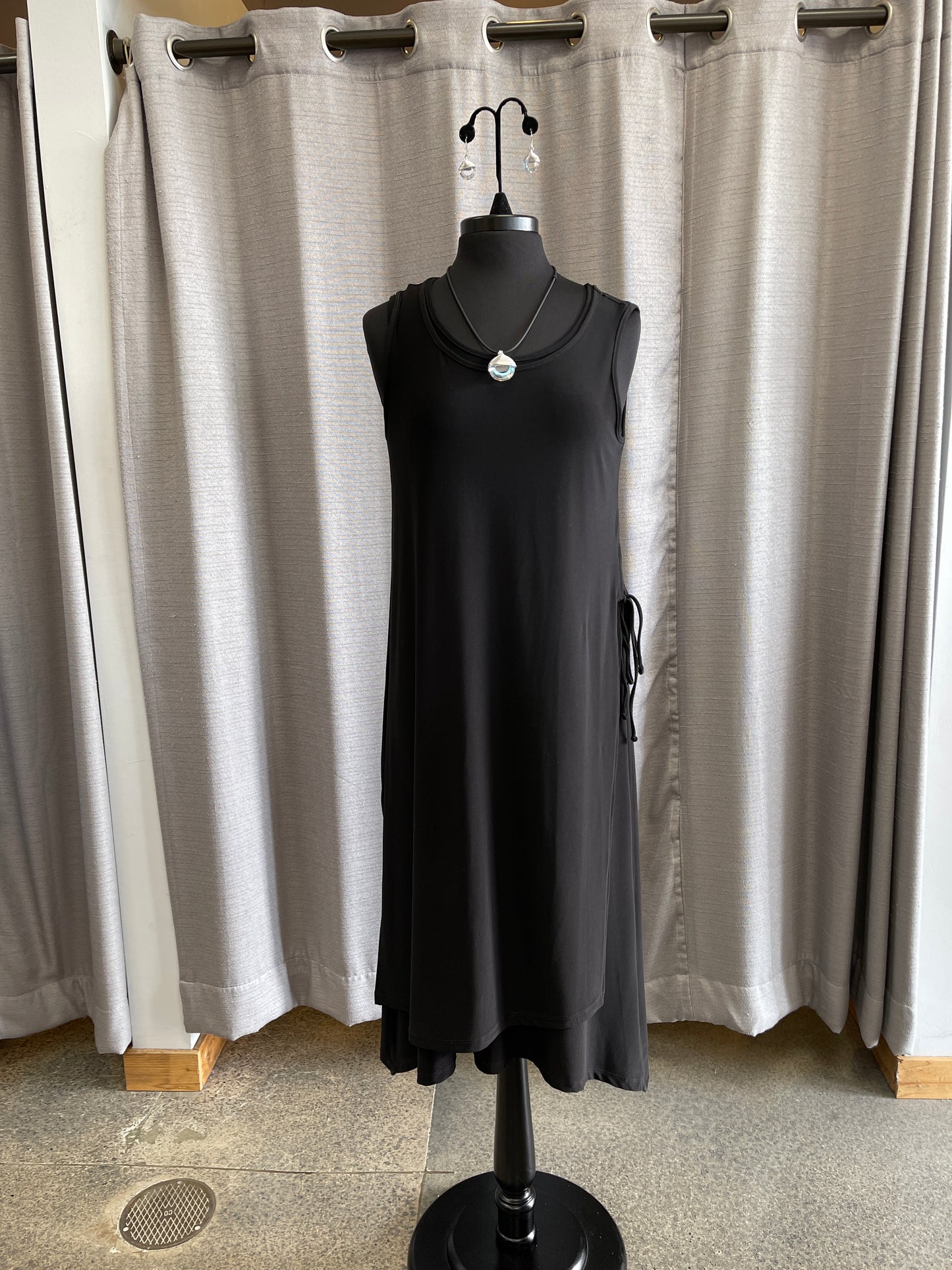 double lined black dress Sleeveless Tricot Scoop Neck, Anya Form 2 Piece Mini Dress in Black, Size XS, For GNO/Date Night
