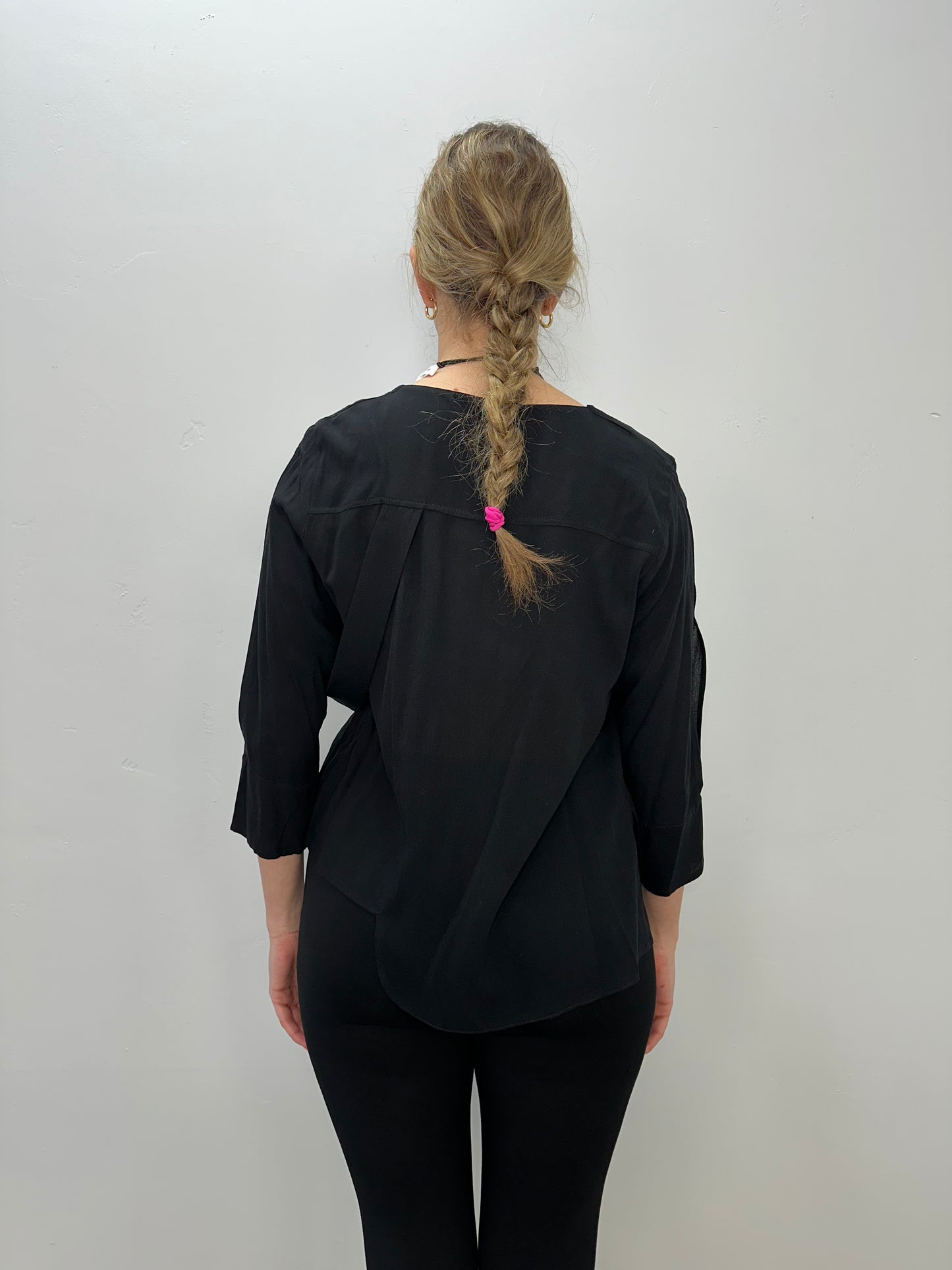 Black 3/4 Sleeve Top with Open Arm