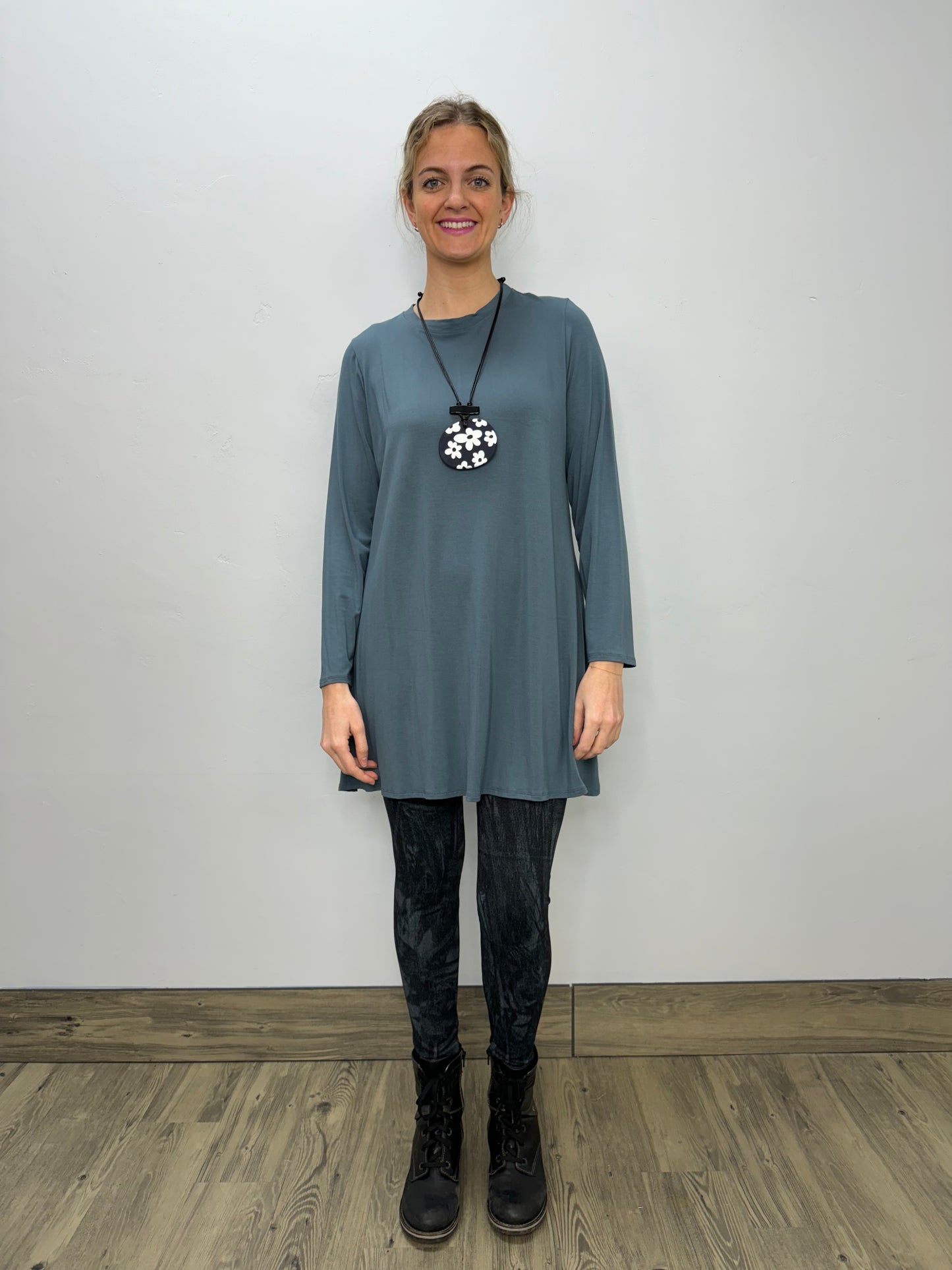 Load image into Gallery viewer, Long Sleeve Basic A-Line Tunic - Azure
