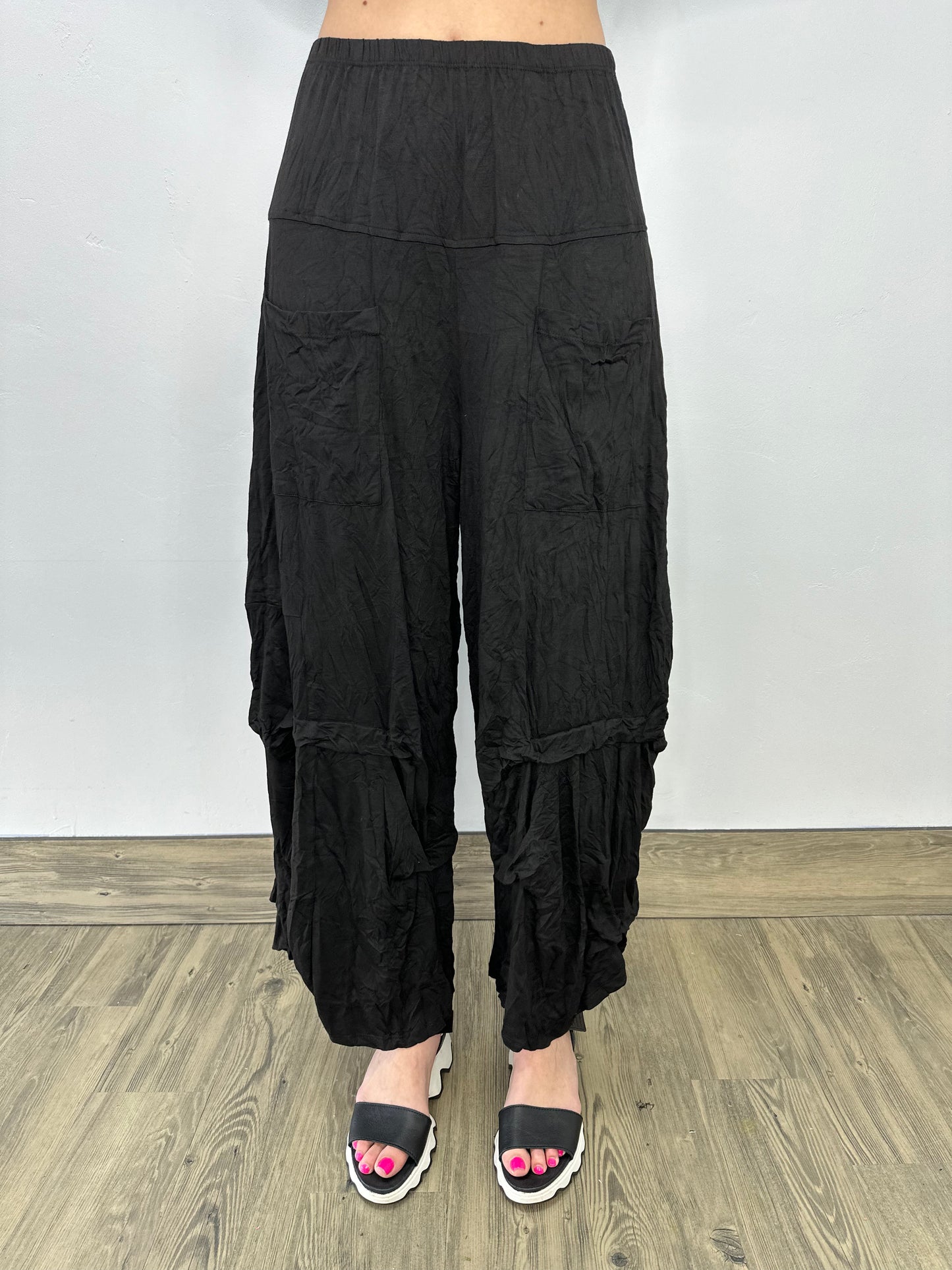 Black Crinkle Full Length Pant