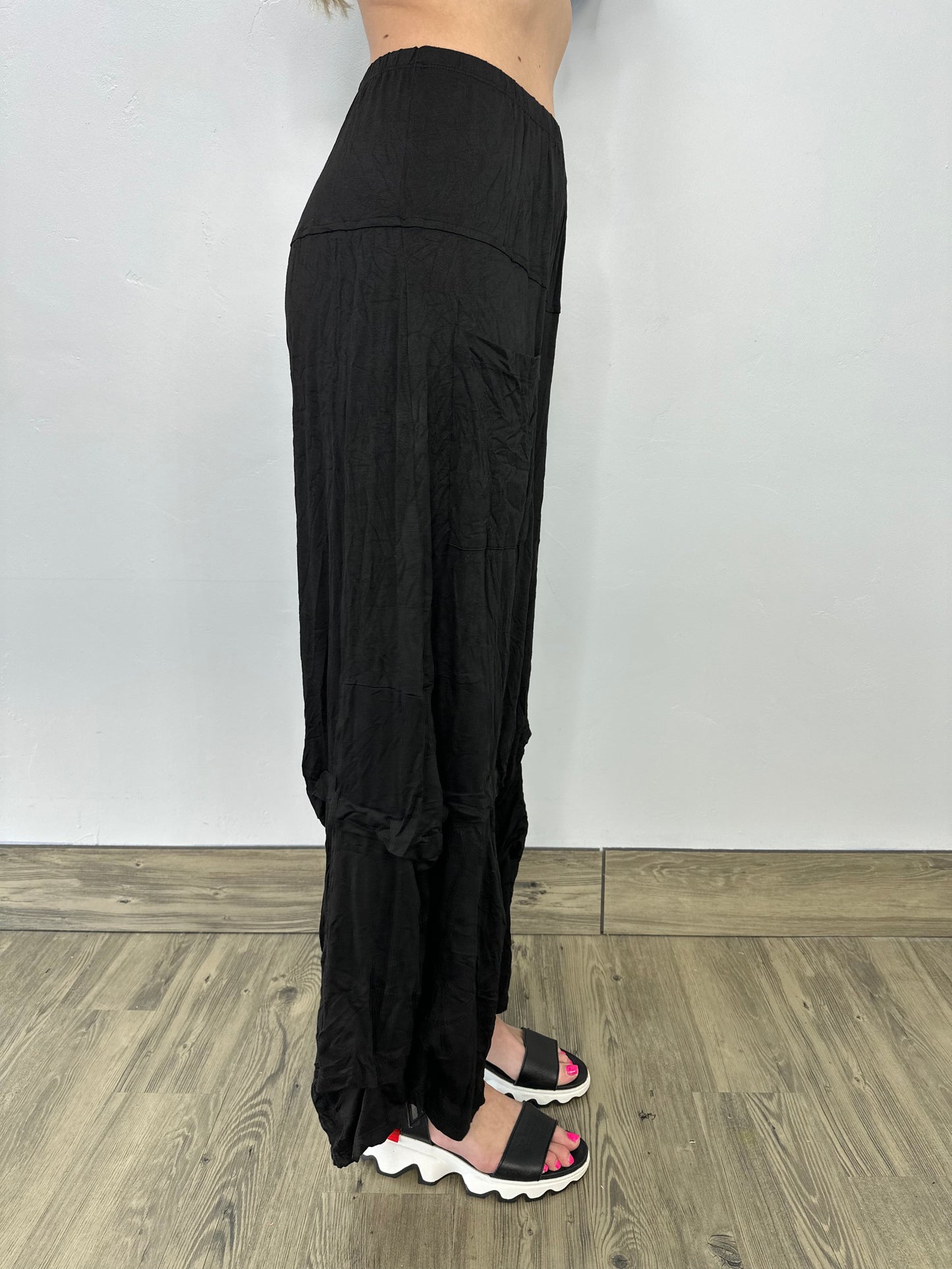 Black Crinkle Full Length Pant