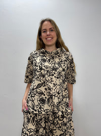 Floral Pattern Linen Short Sleeve Top