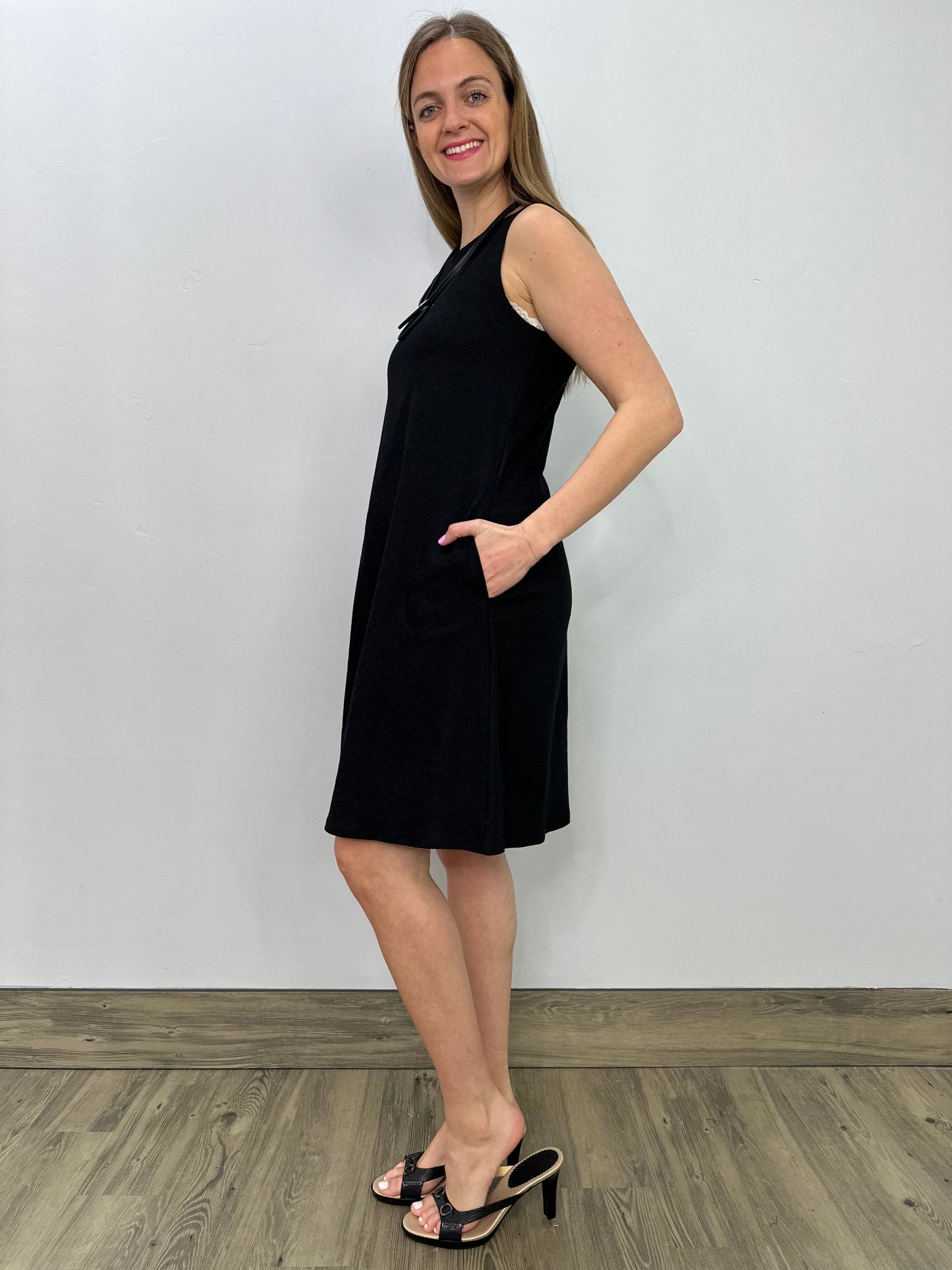 Black Sleeveless Aline Dress