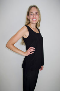 Black Basic Scoop Neck Sleeveless Tank