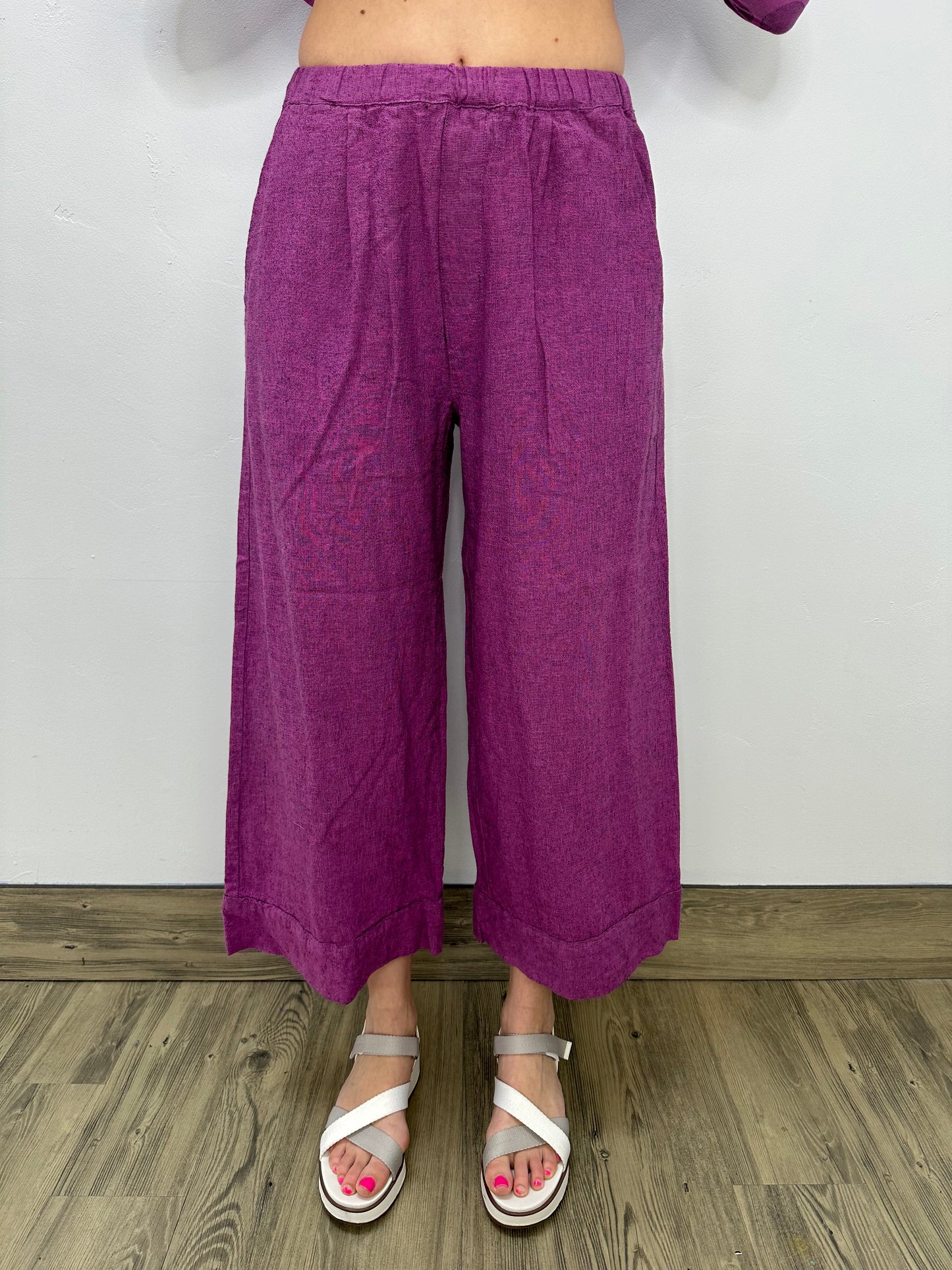Cosmo Pleated Crop Pant