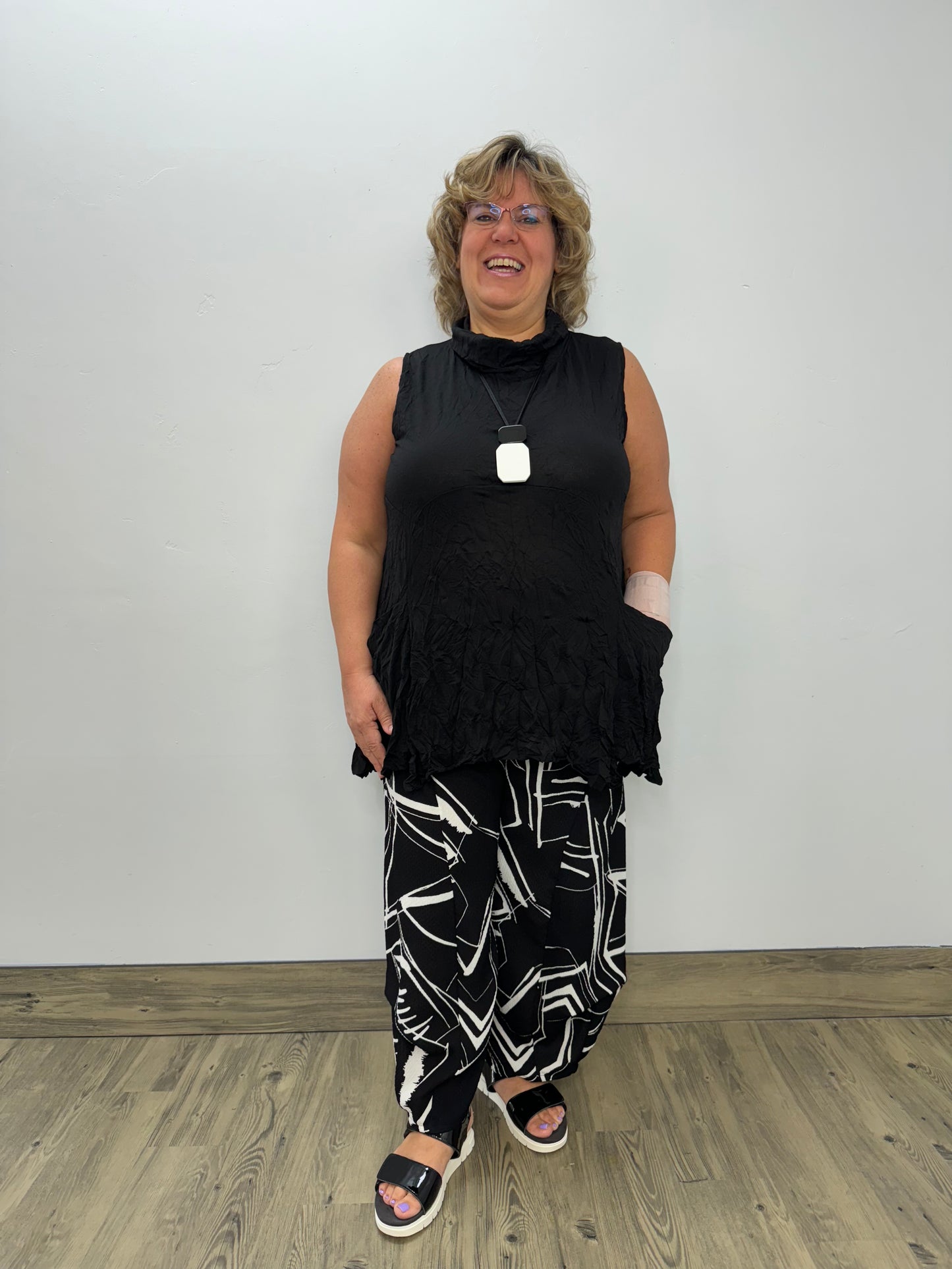 Black Sleeveless Crinkle Mesh Tunic