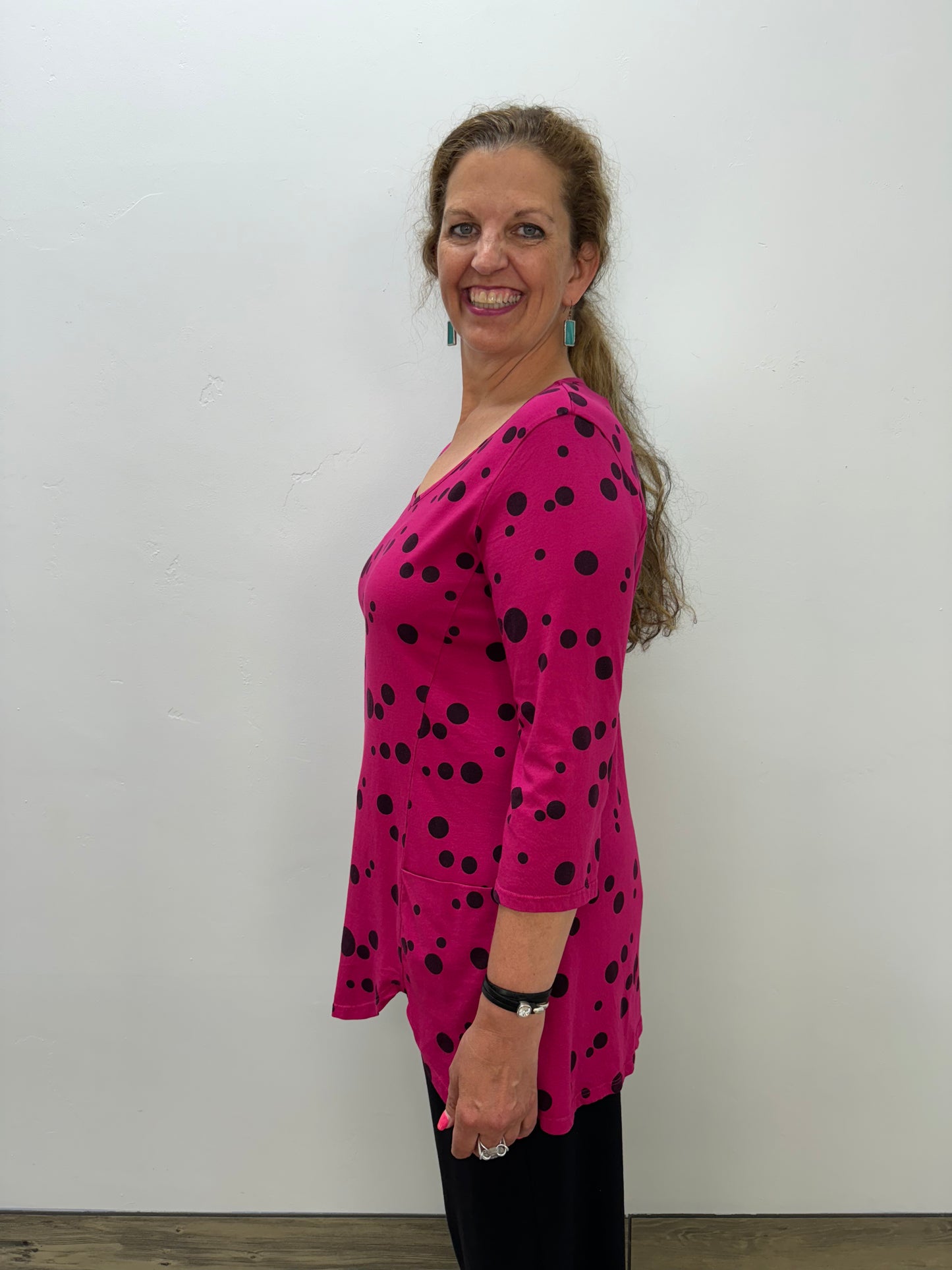 Cerise Pink Polka Dot 3/4 Sleeve Scallop Tunic