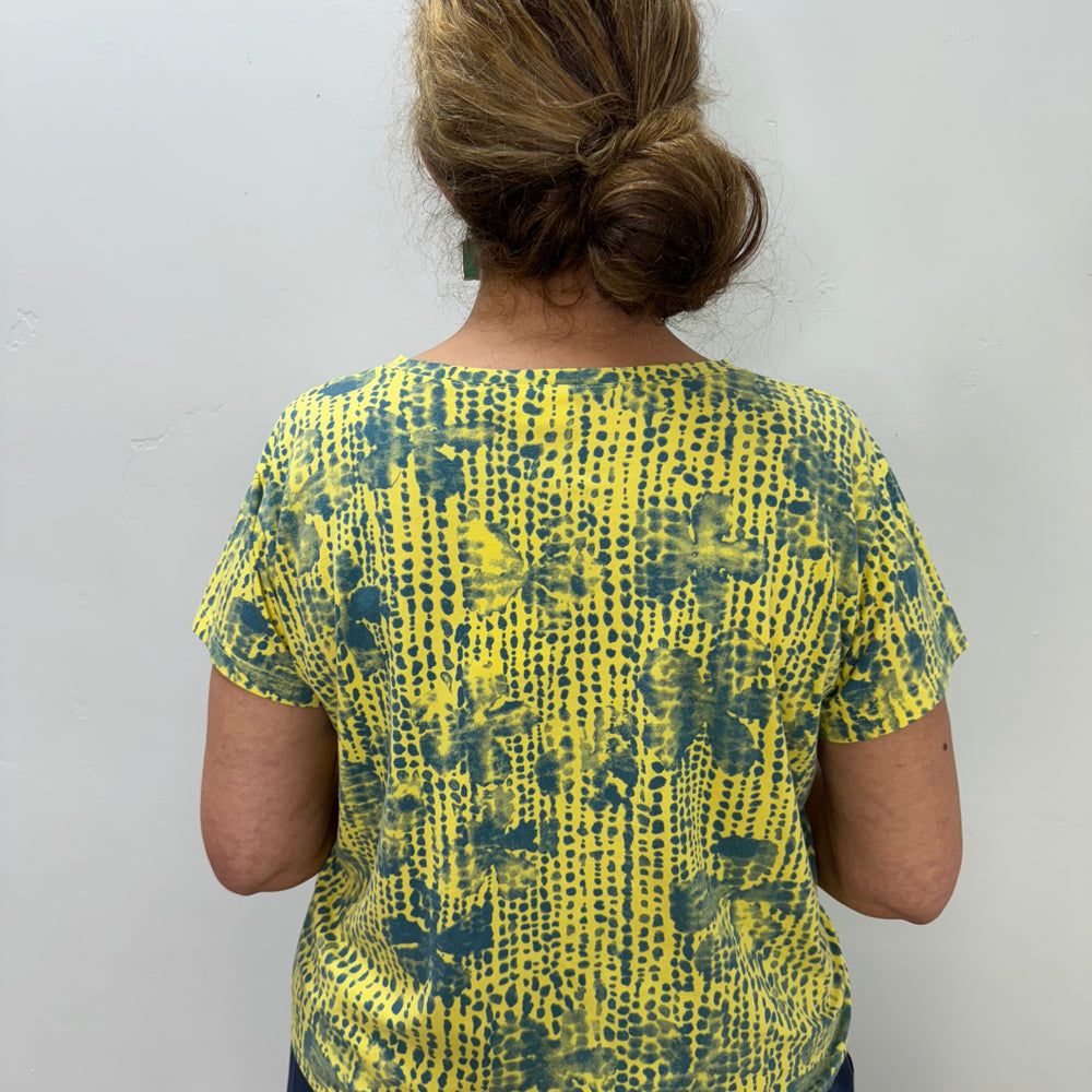 
                  
                    Sunshine Yellow Pattern Short Sleeve V Neck Top
                  
                