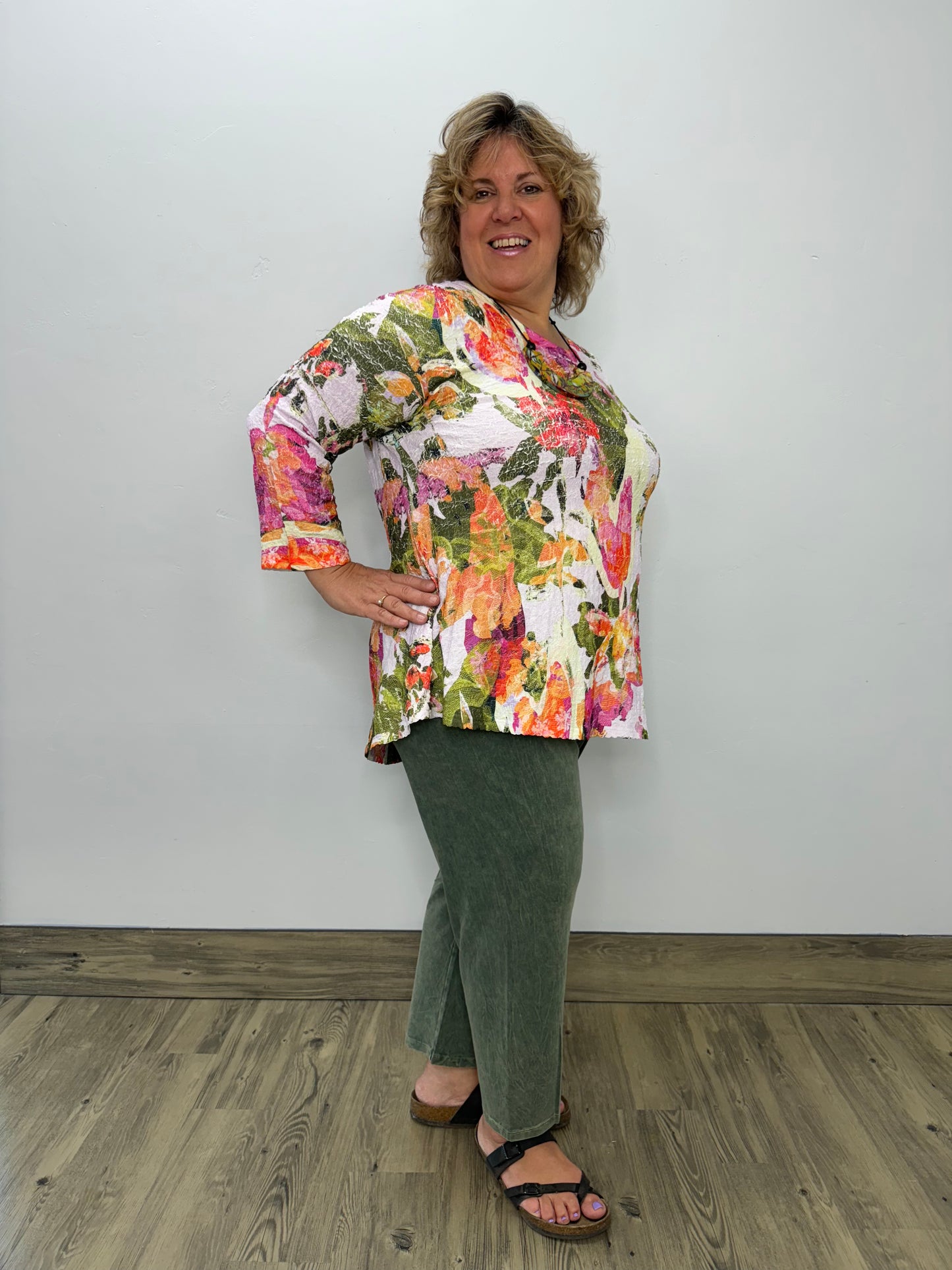 Floral Printed 3/4 Sleeve Crepe Tunic