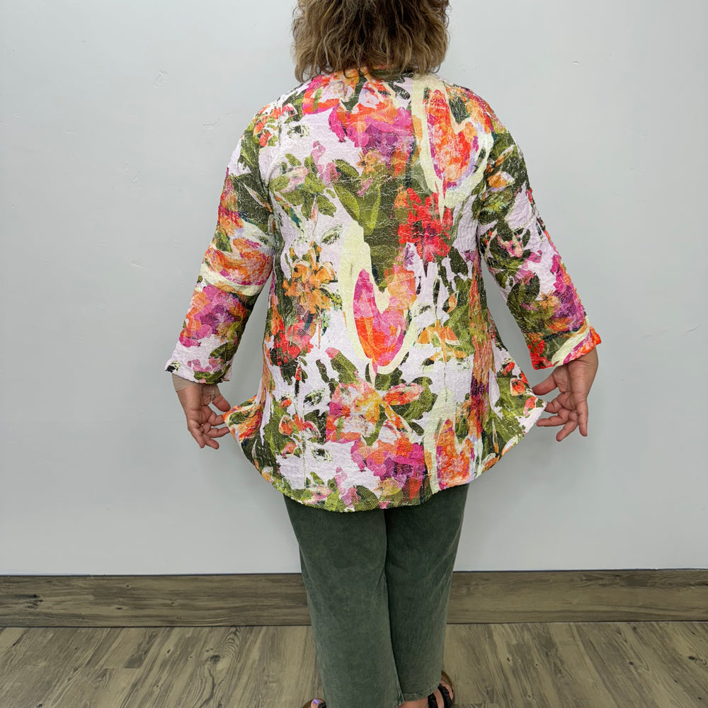 
                  
                    Floral Printed 3/4 Sleeve Crepe Tunic
                  
                