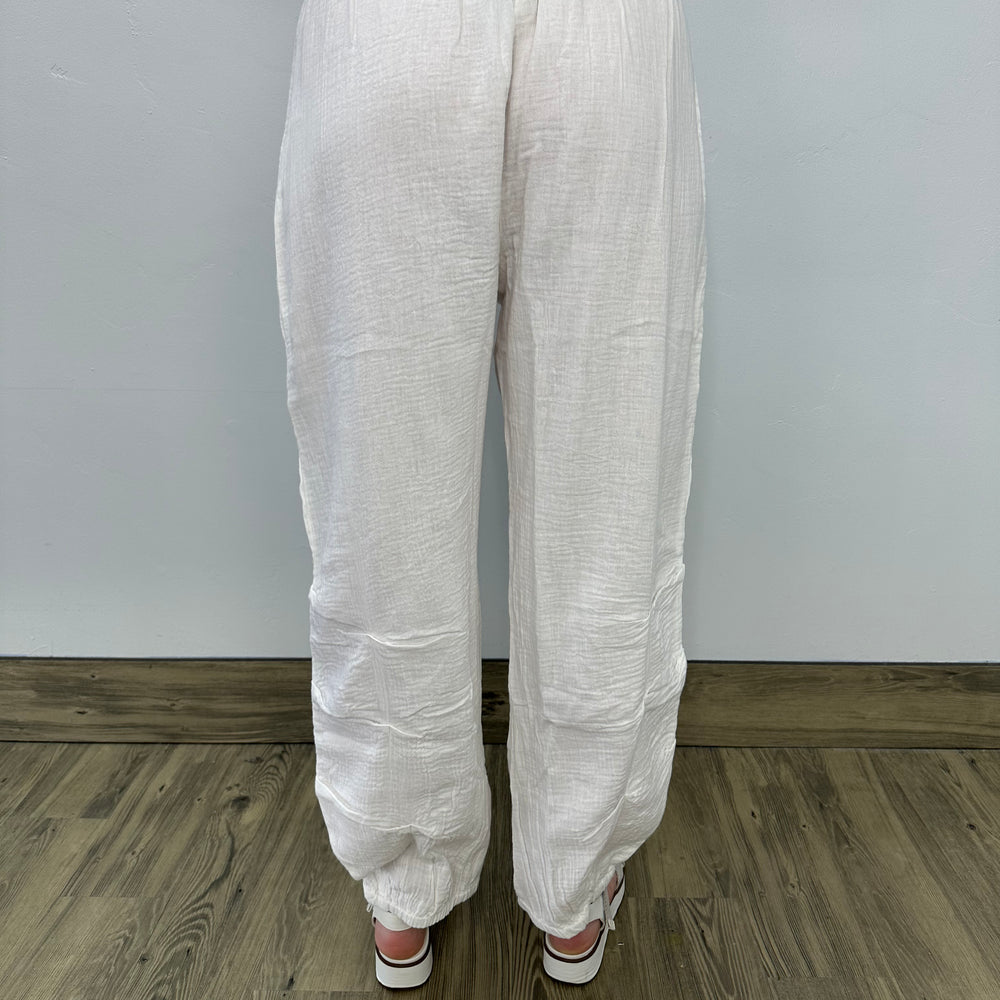 
                  
                    White Stone Wash Gauze Pants with Pockets
                  
                