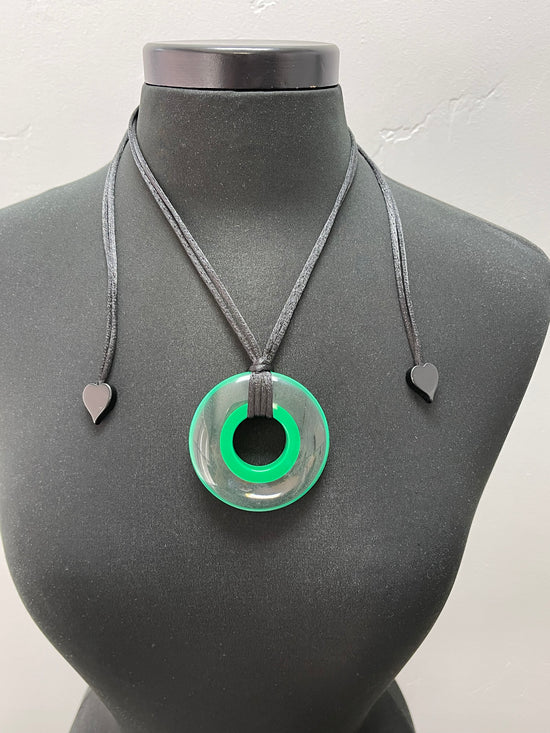 Vida Green Pendant Necklace