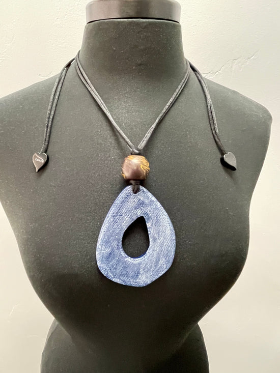 Load image into Gallery viewer, Deep Blue Reversible Necklace
